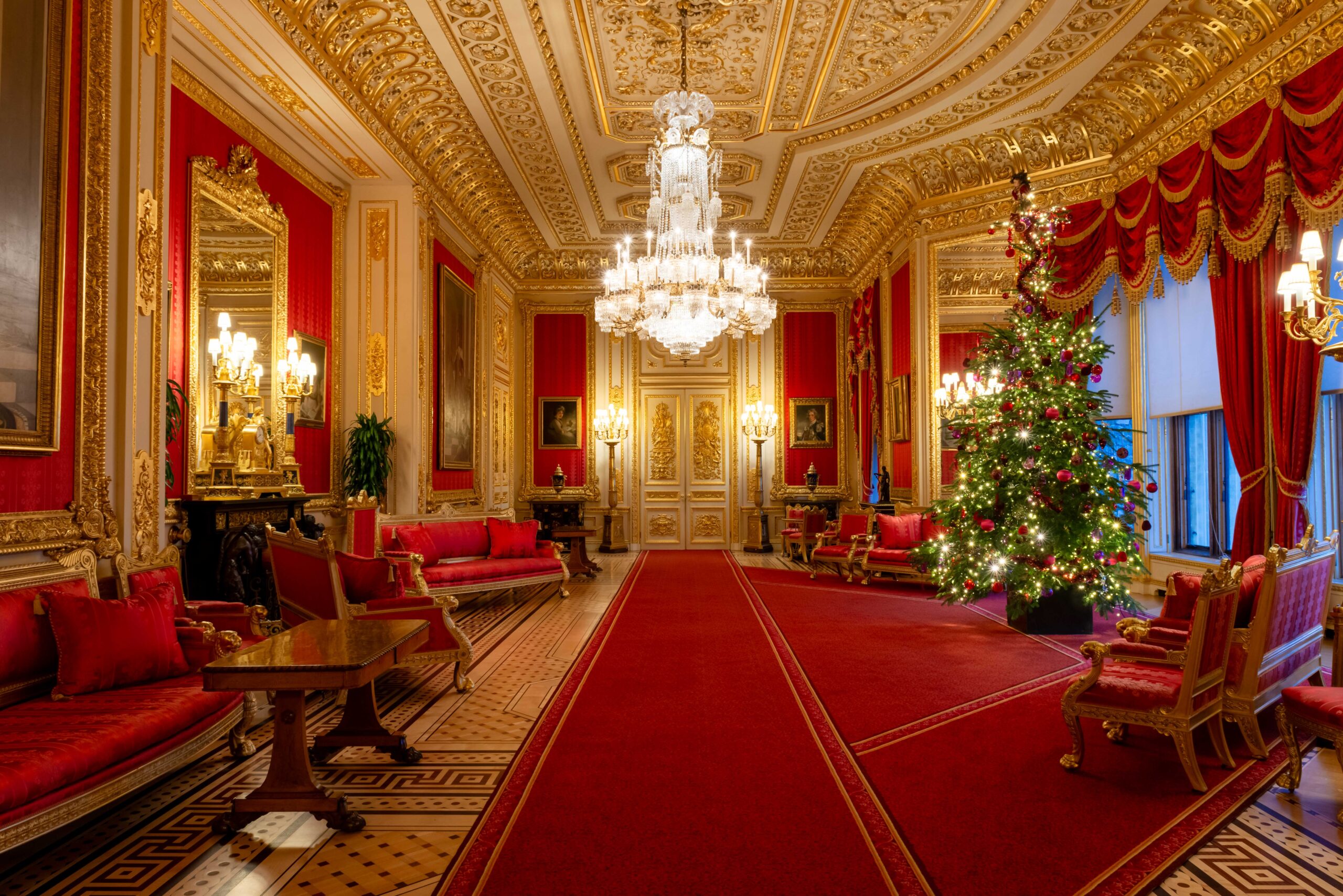Royal Christmas decorations in Windsor Castle