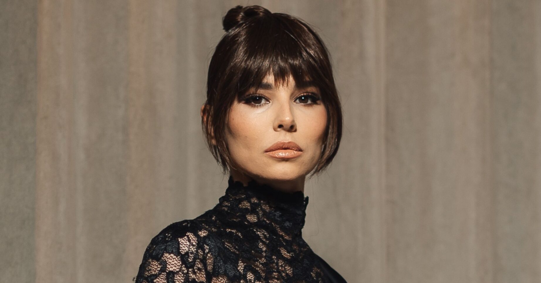 Cheryl Cole frowning