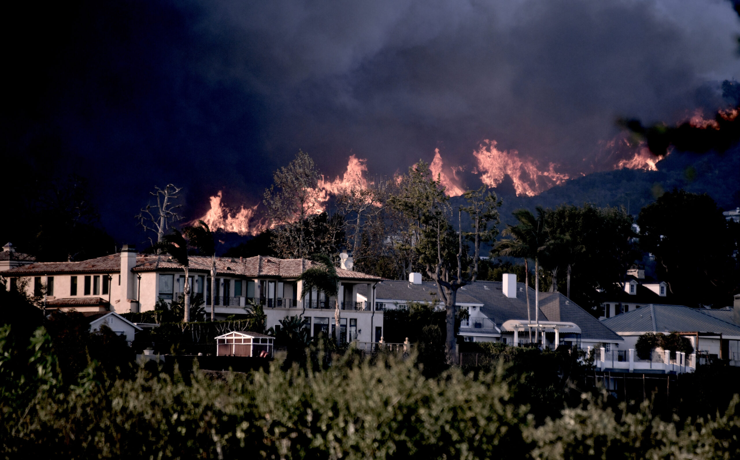 Wildfires burning in Los Angeles