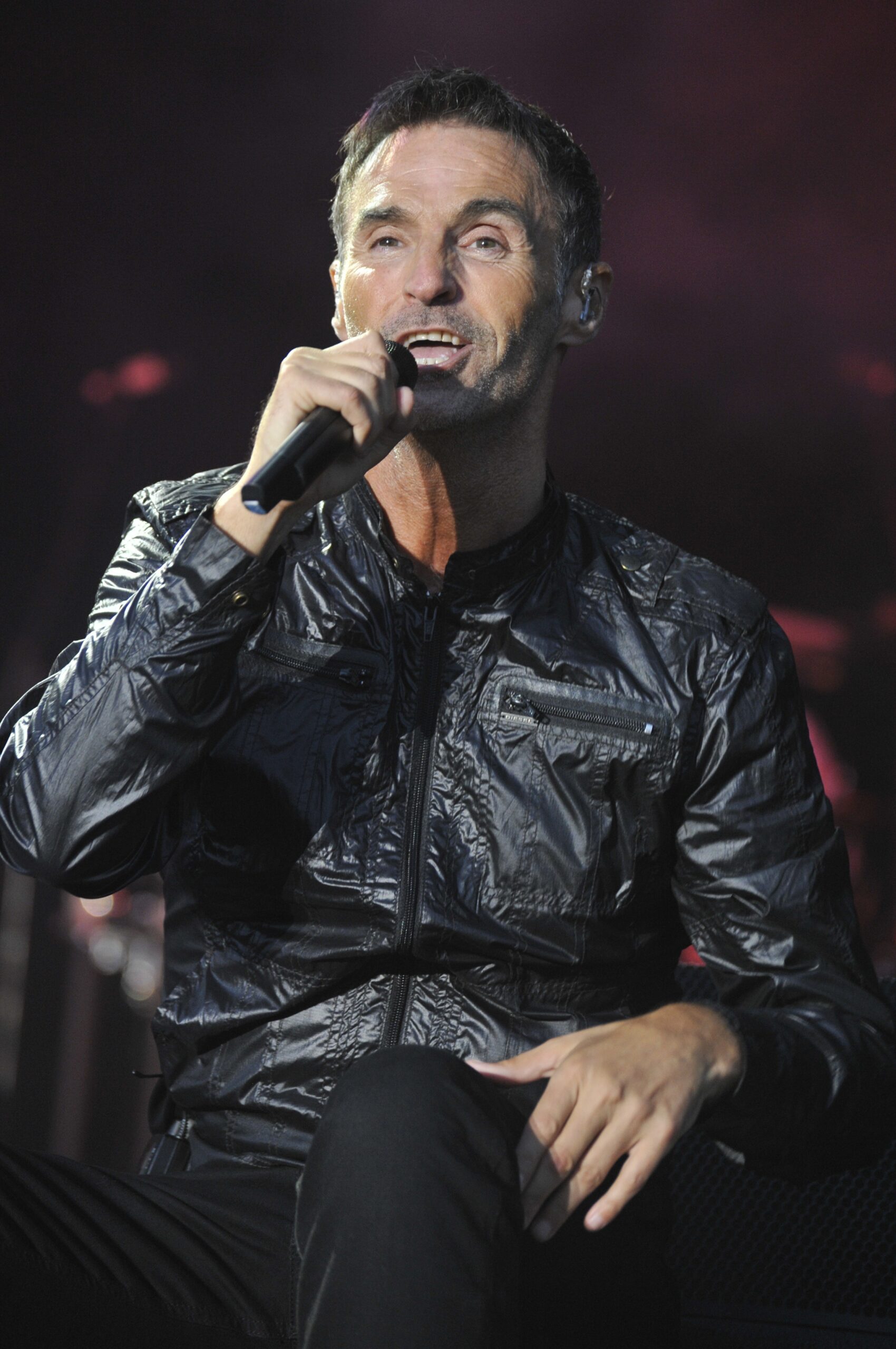 Marti Pellow performing on stage
