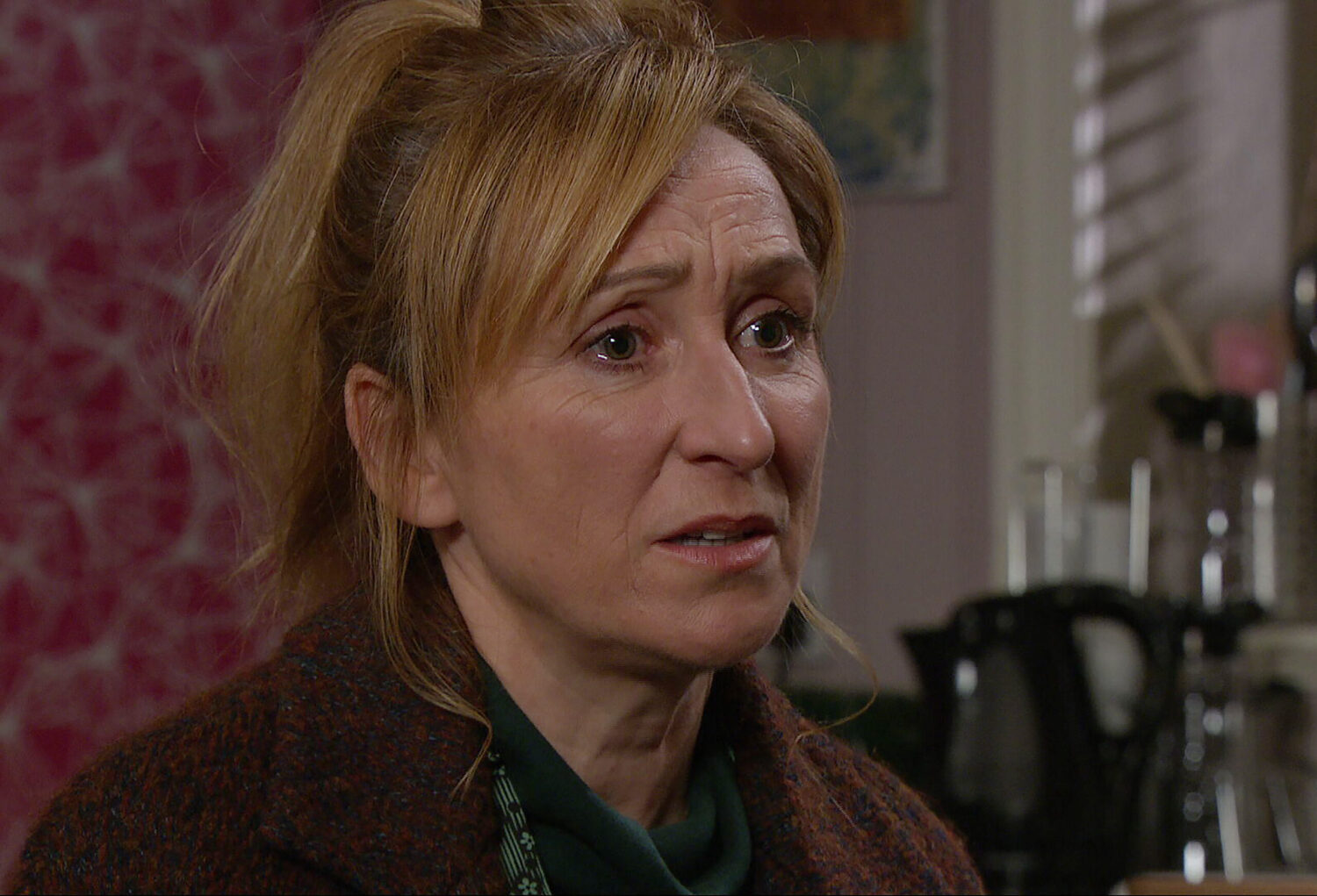 Laurel serious on Emmerdale