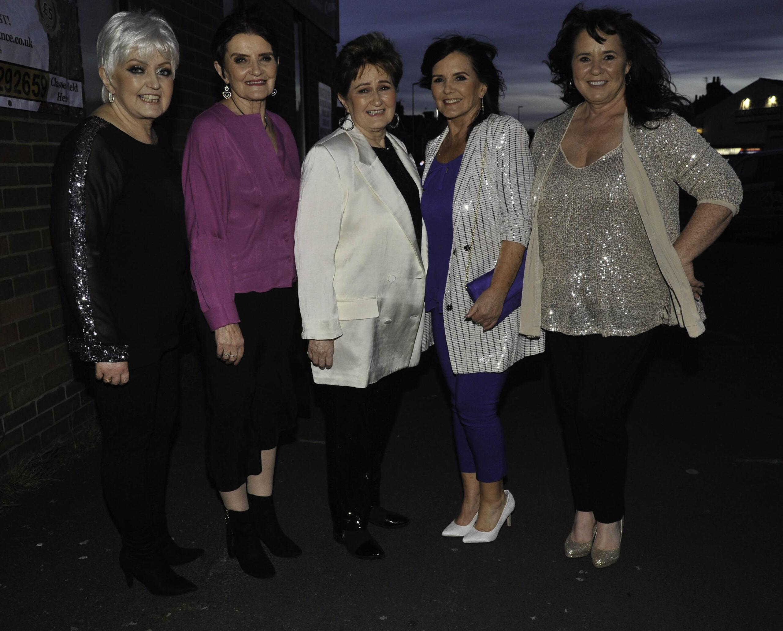 Linda Nolan and sisters