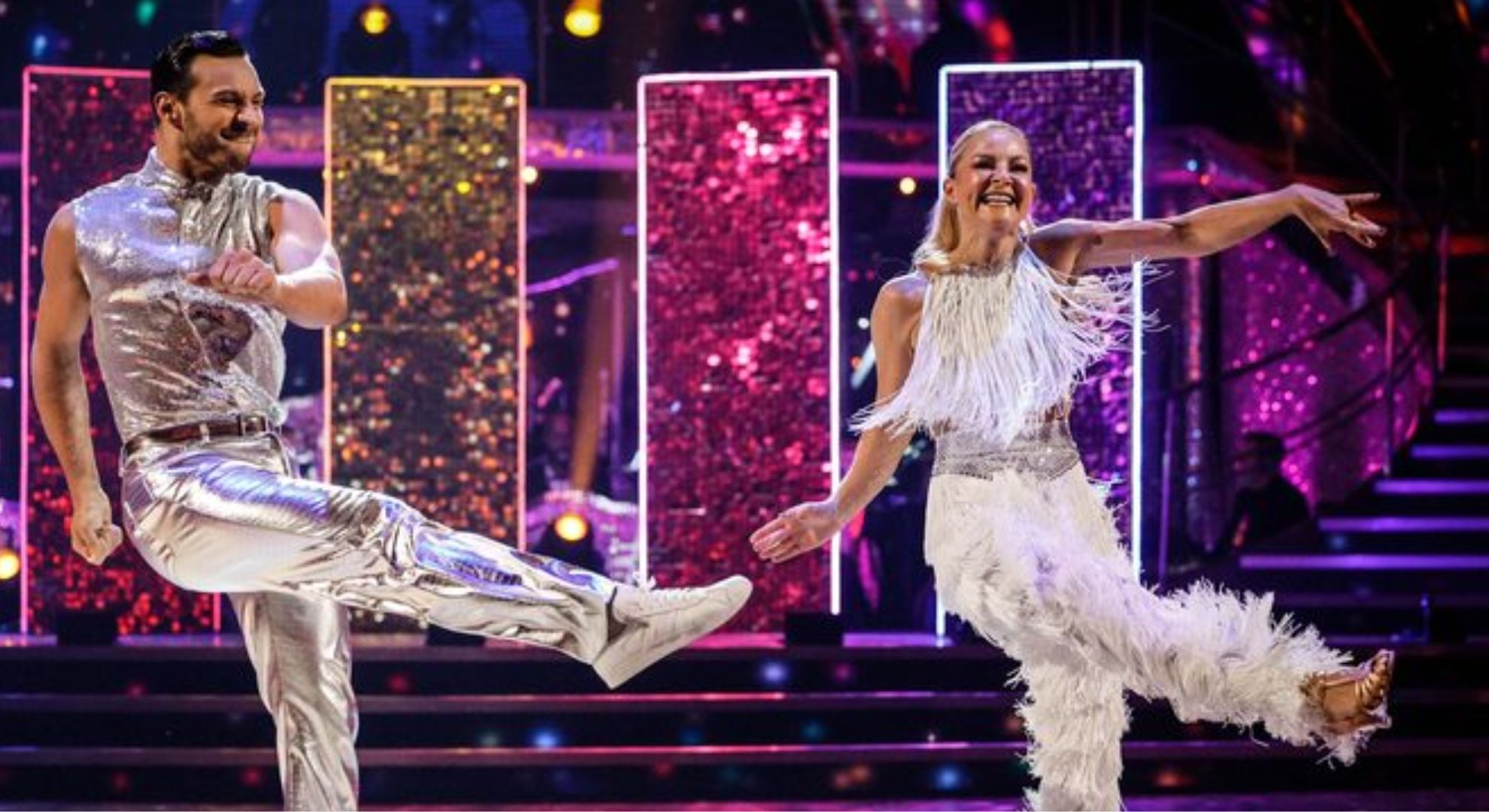 Vito Coppola and Sarah Hadland performing on Strictly