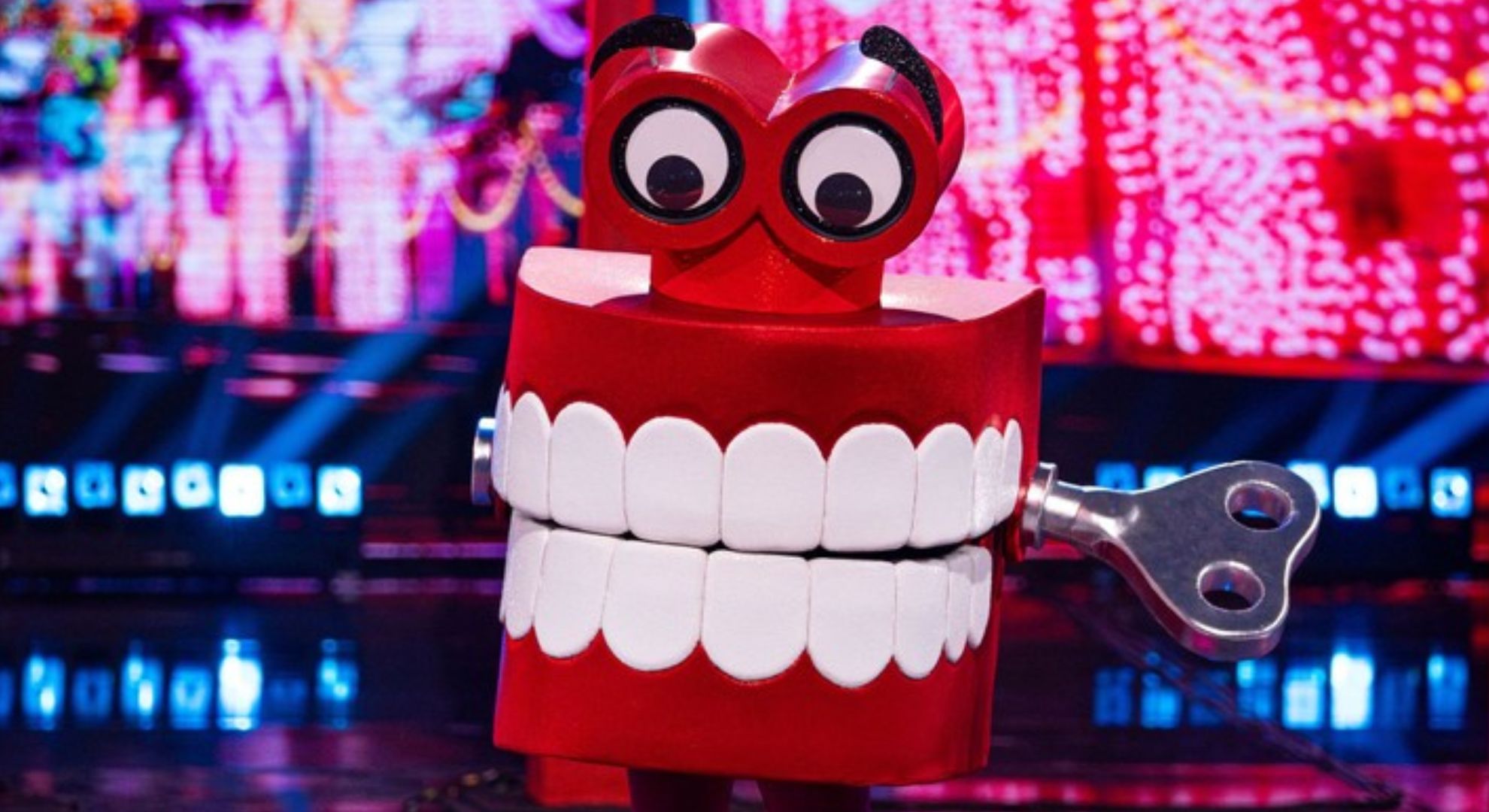 Masked Singer's Teeth