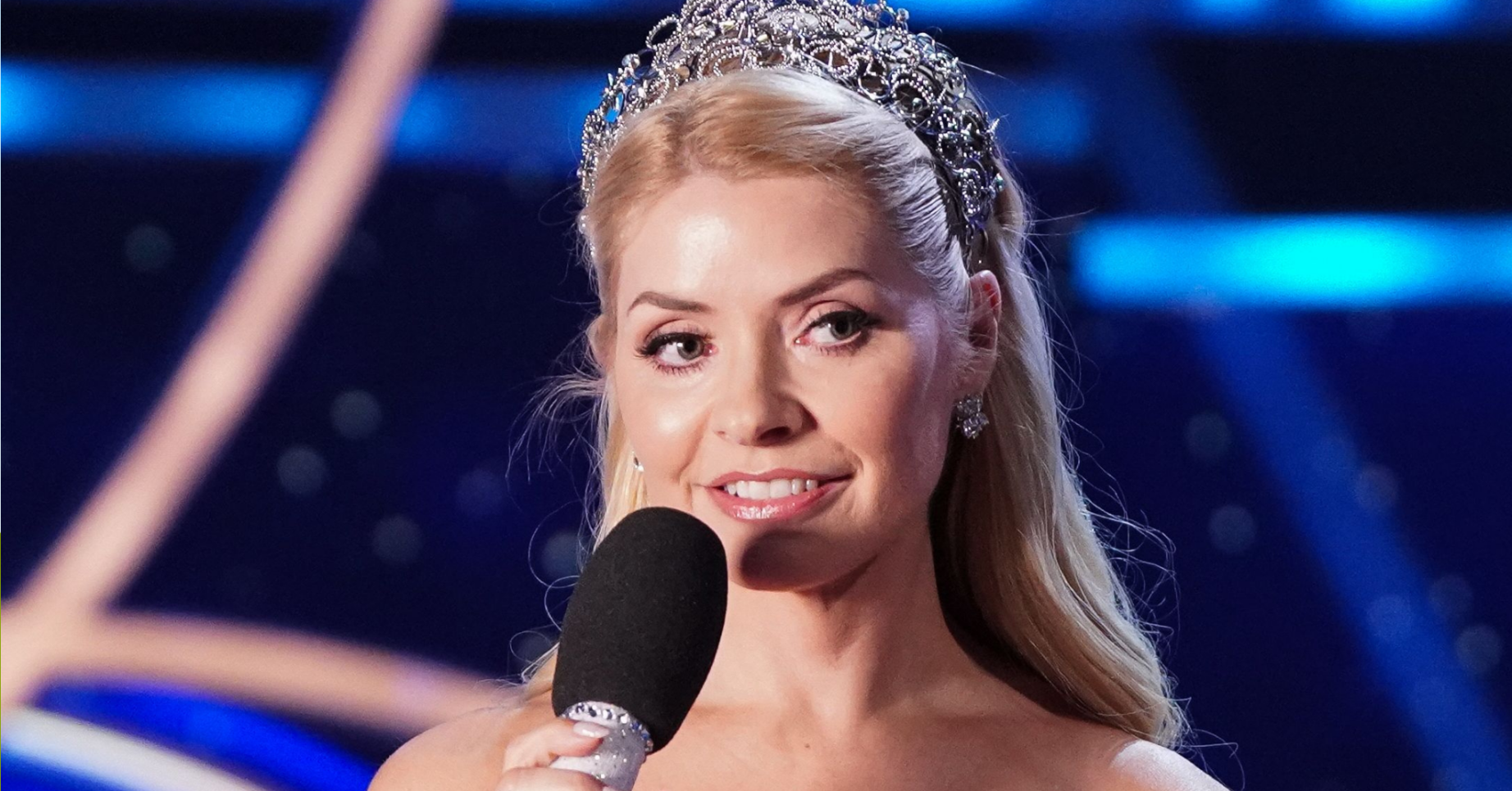 Holly Willoughby in a tiara on Dancing on Ice