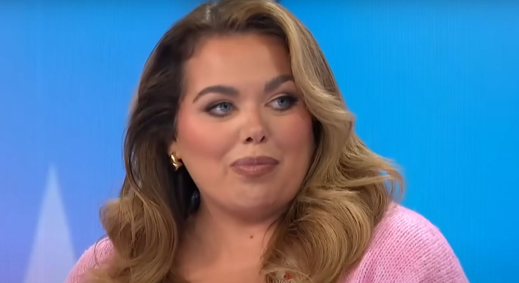 Scarlett Moffatt looking to her side