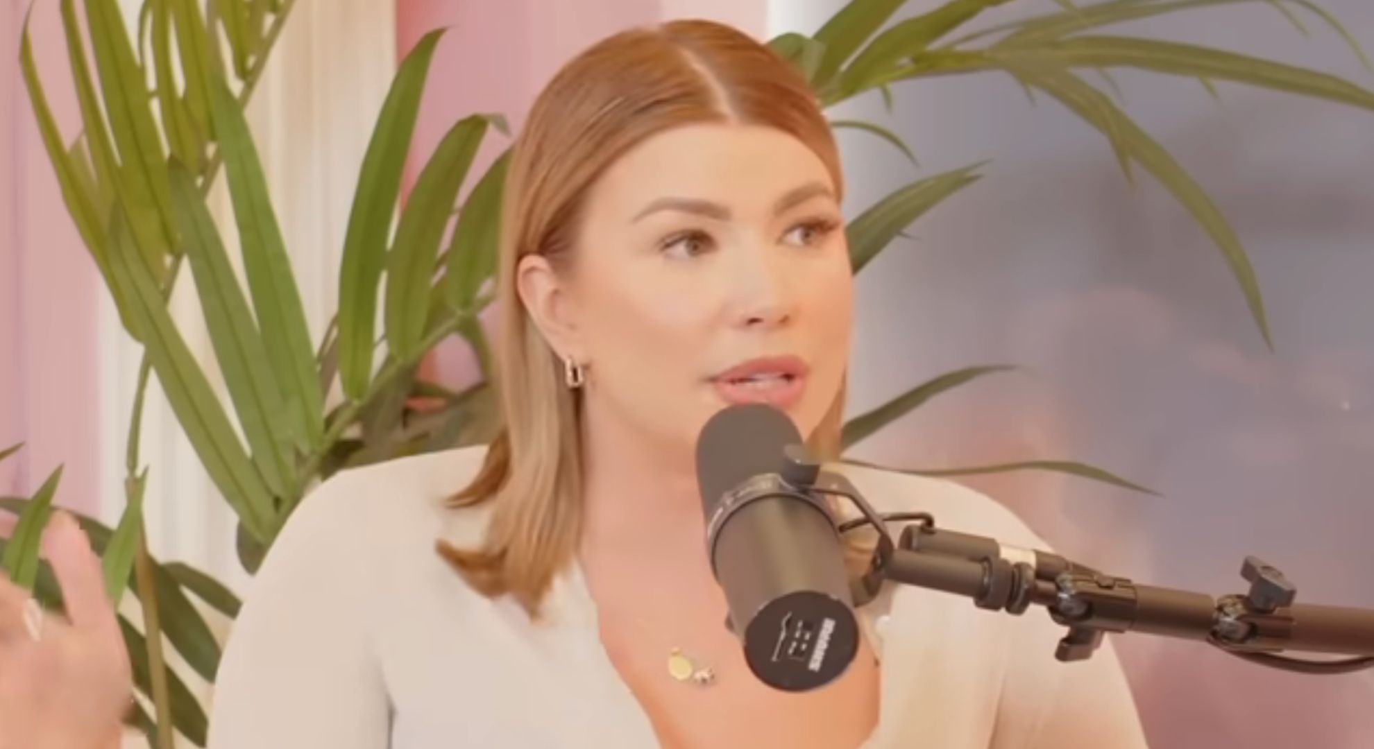 Olivia Bowen on The Saving Grace podcast