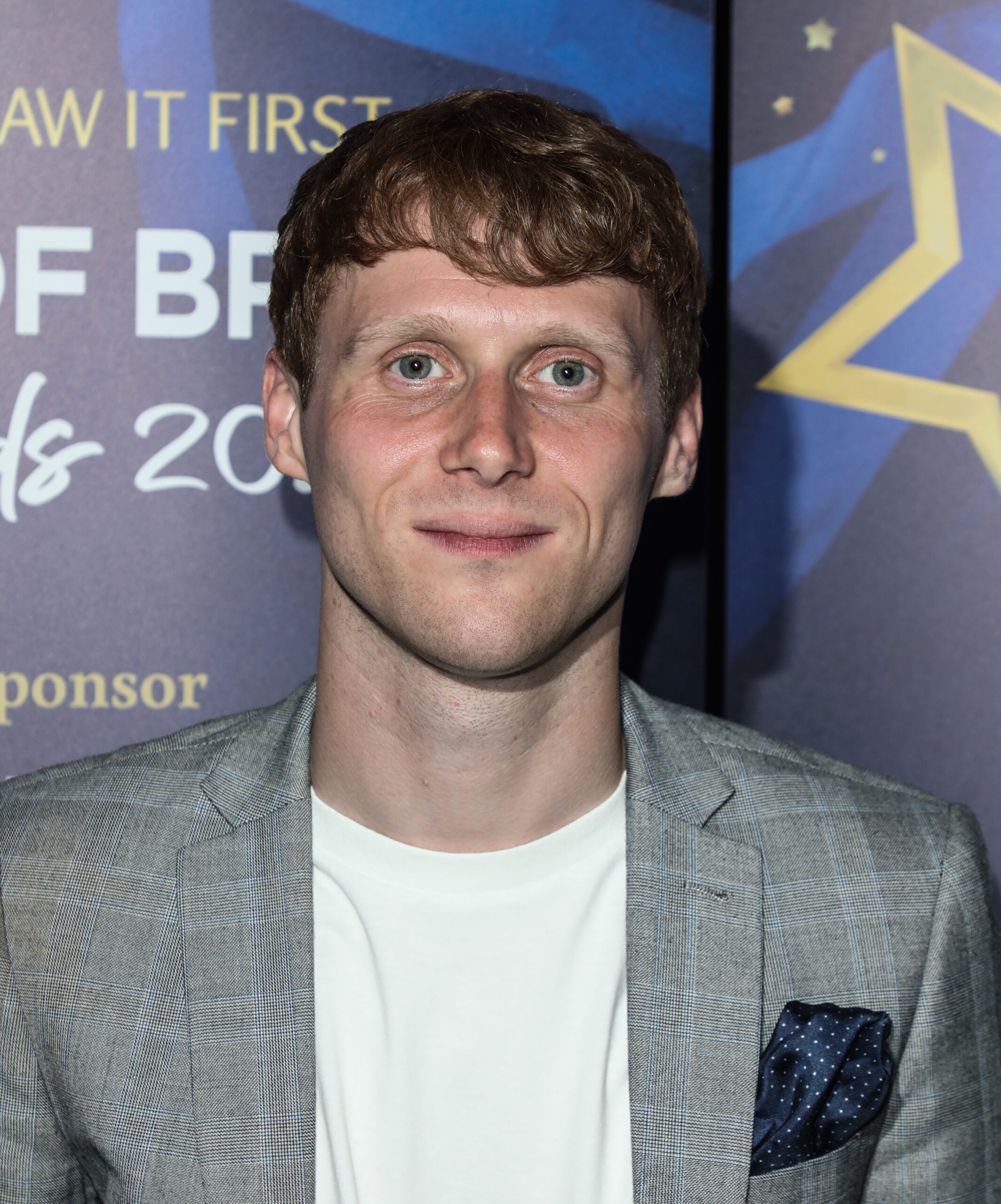 Jamie Borthwick looking front
