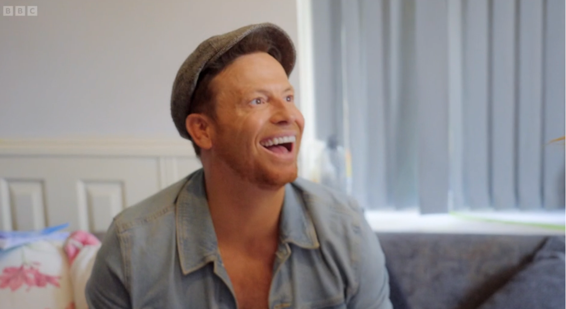 Joe Swash smiling on Sort Your Life Out