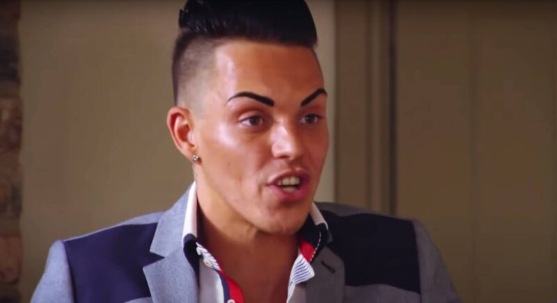 Bobby Norris gets agitated on TOWIE