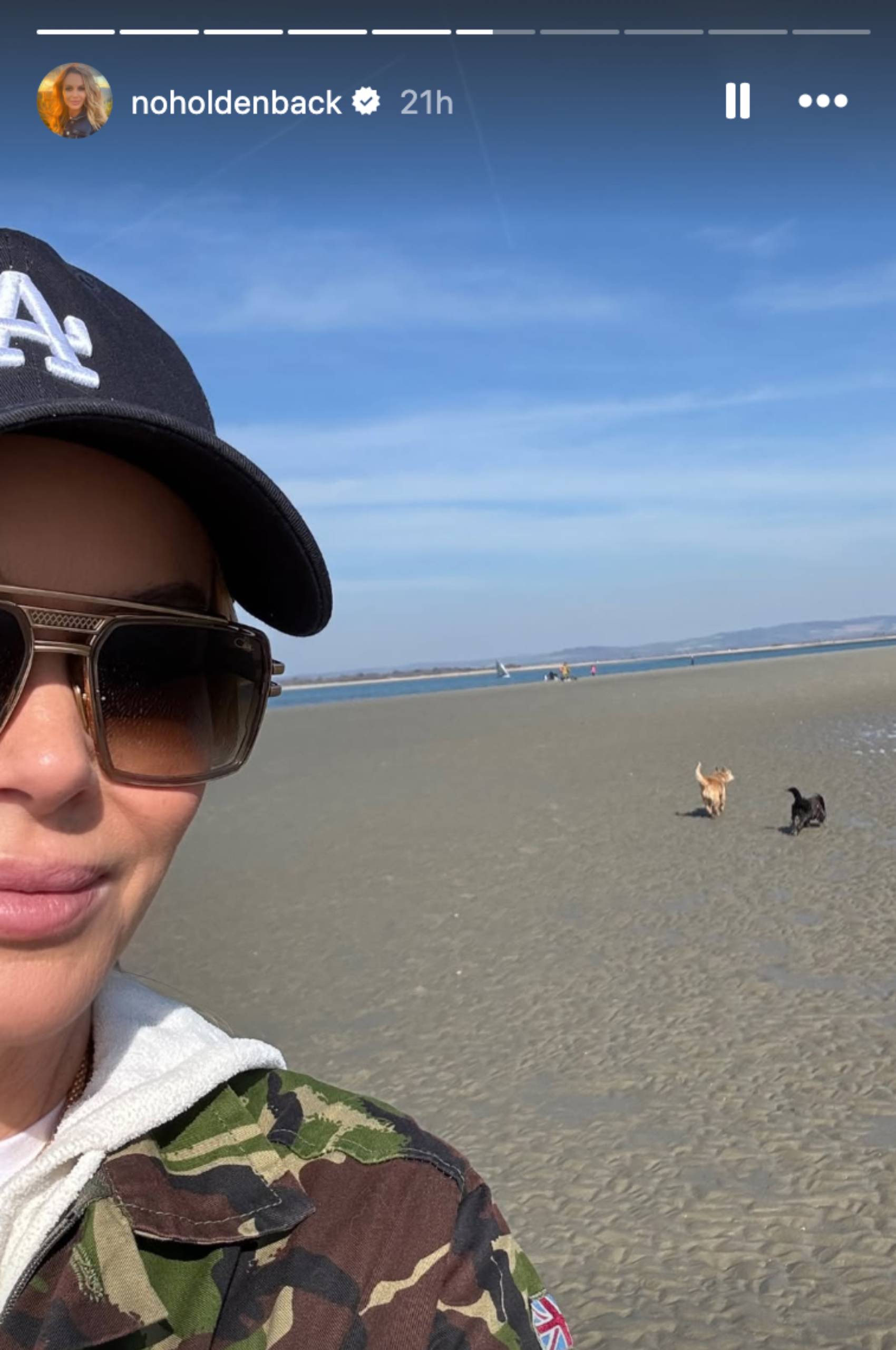 Amanda Holden shares a selfie