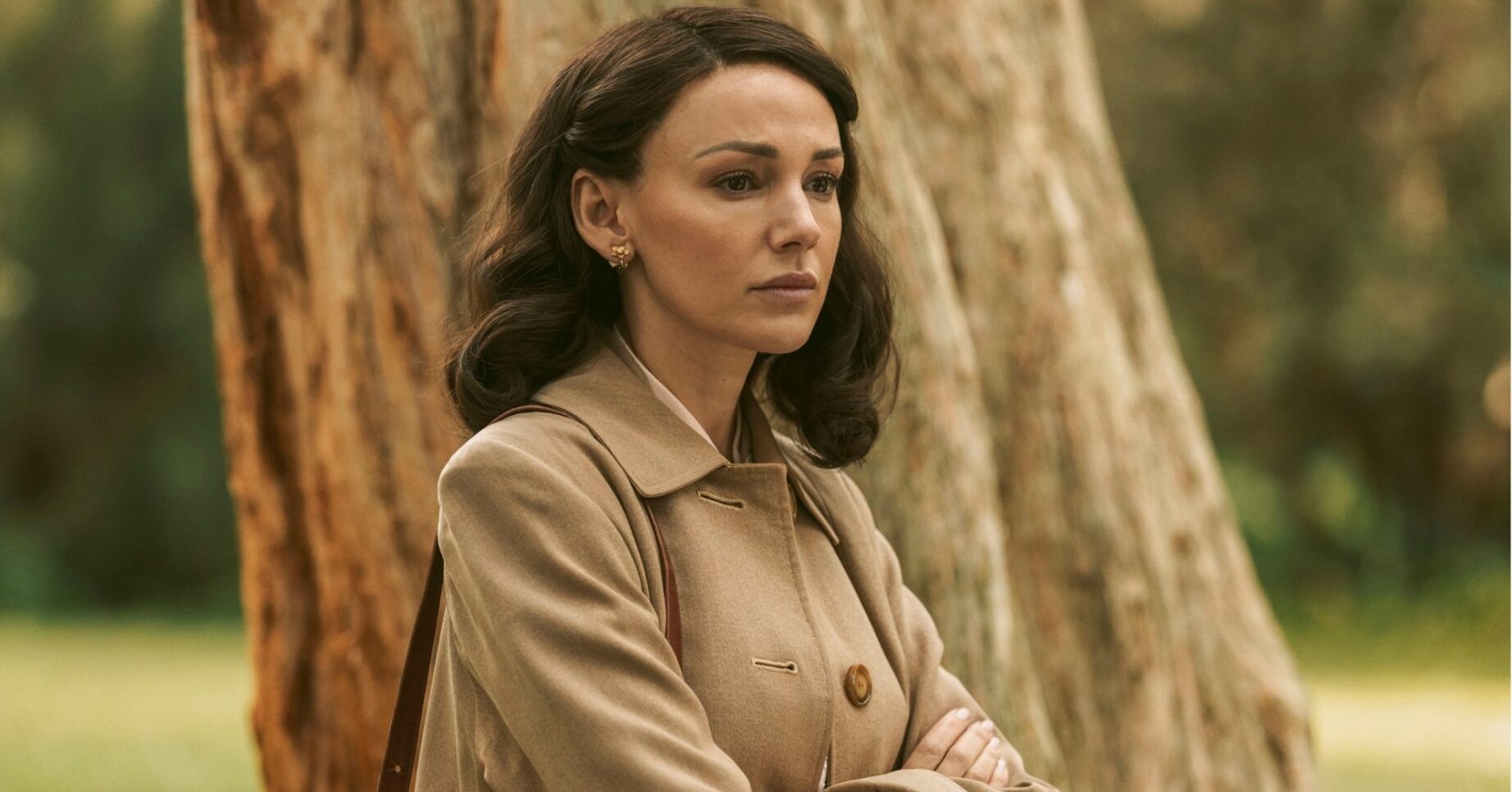 Michelle Keegan in character in Ten Pound Poms