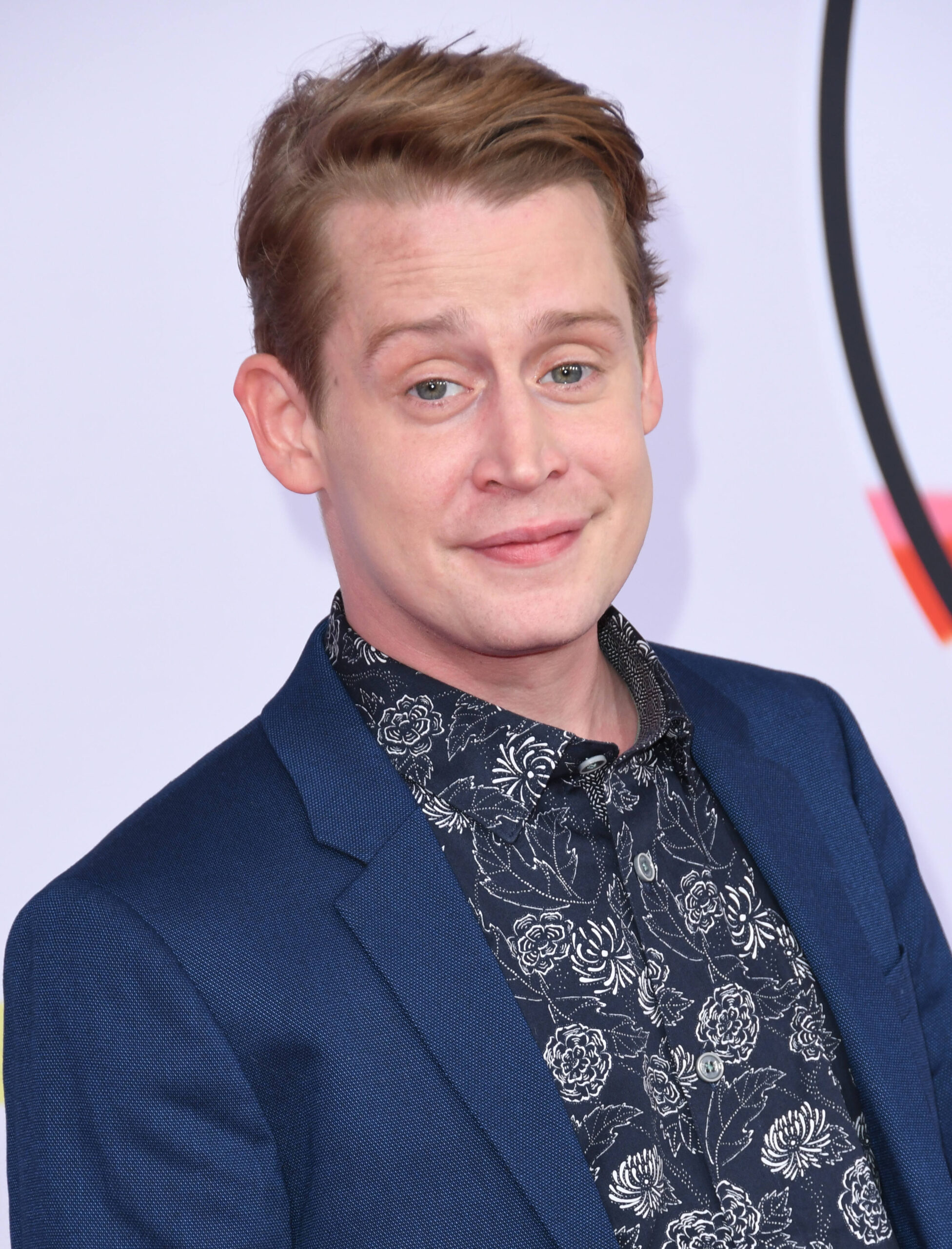 Macaulay Culkin smiling