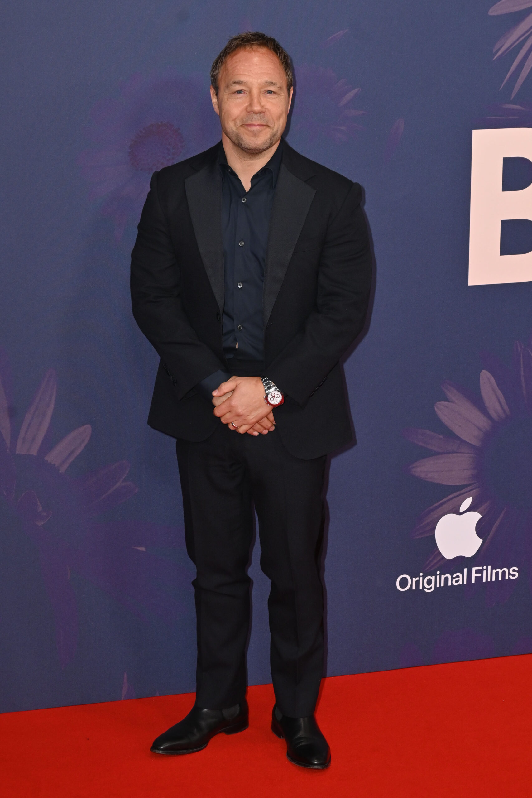 Stephen on a red carpet 