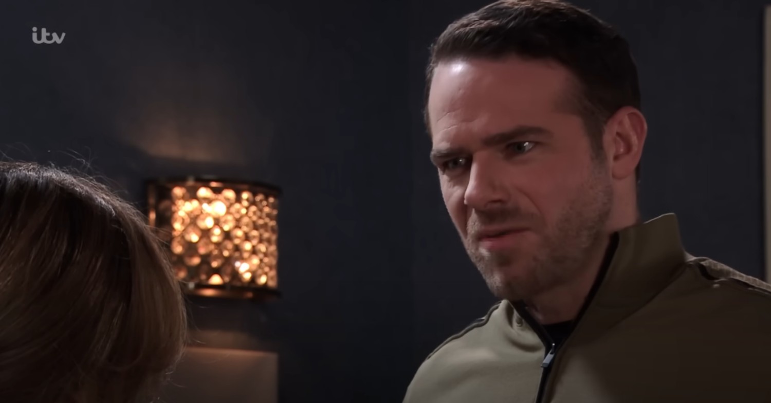 Mick looks menacing on Coronation Street