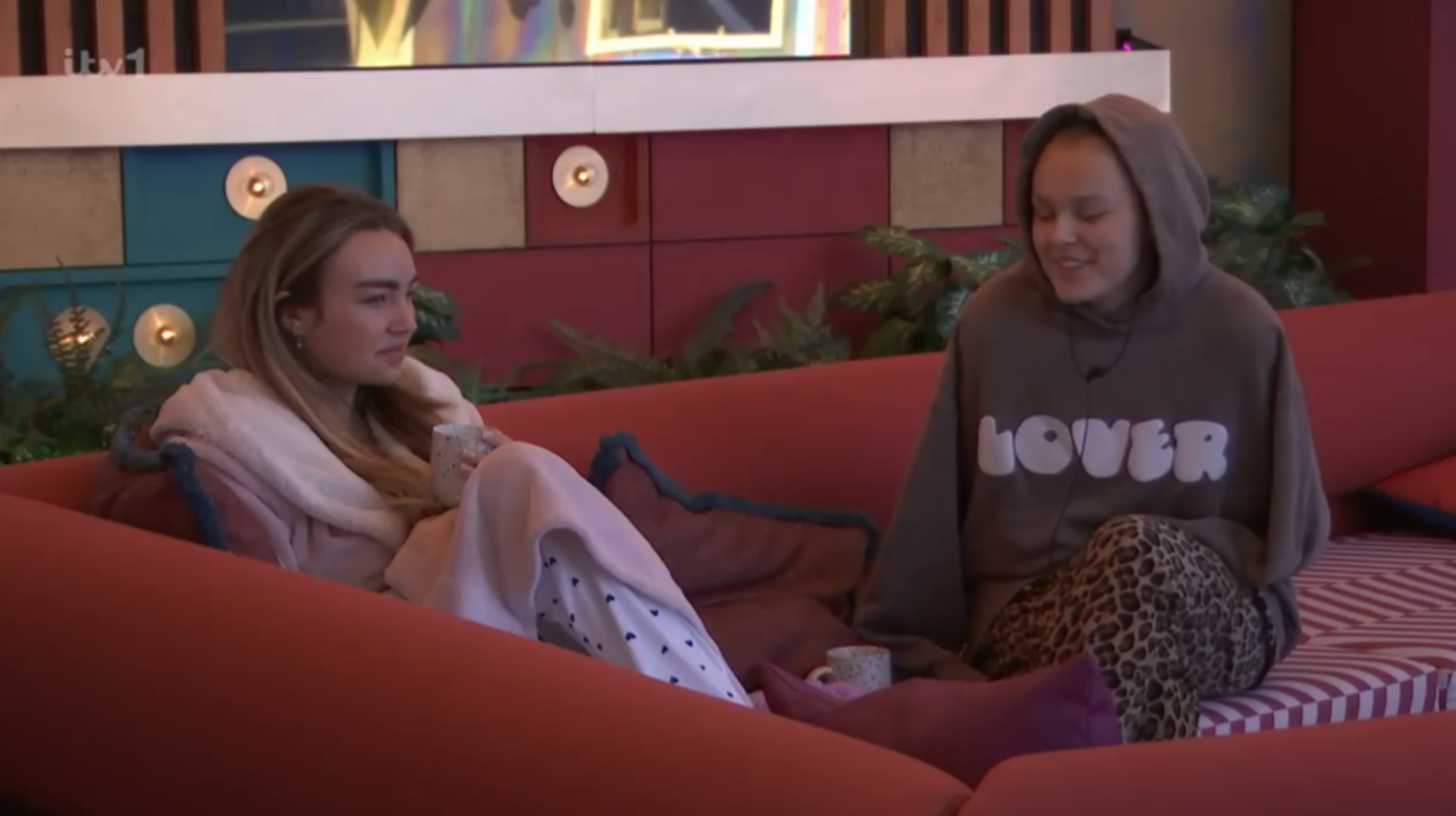 Ella Rae Wise and JoJo Siwa