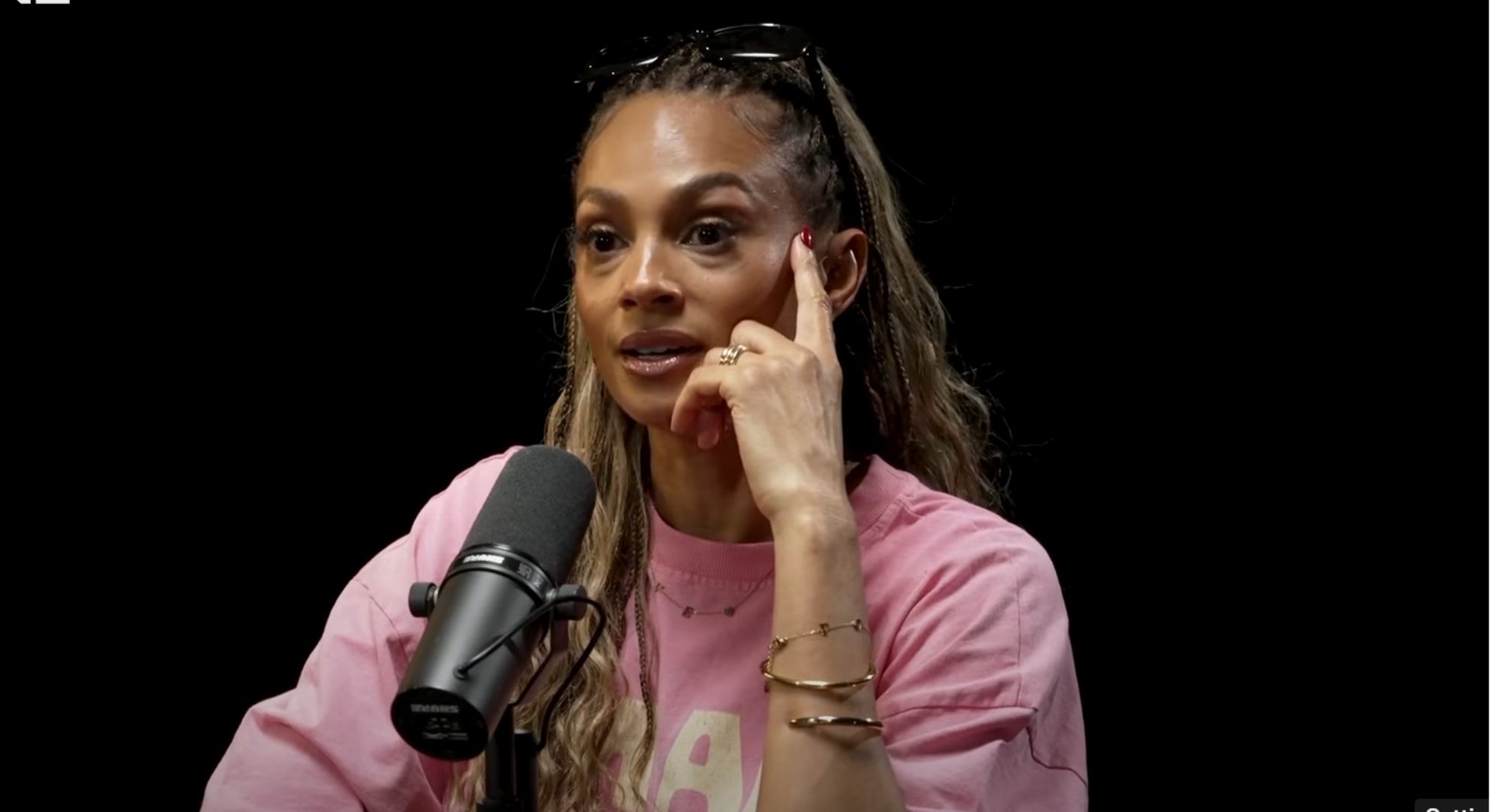 Alesha Dixon talking