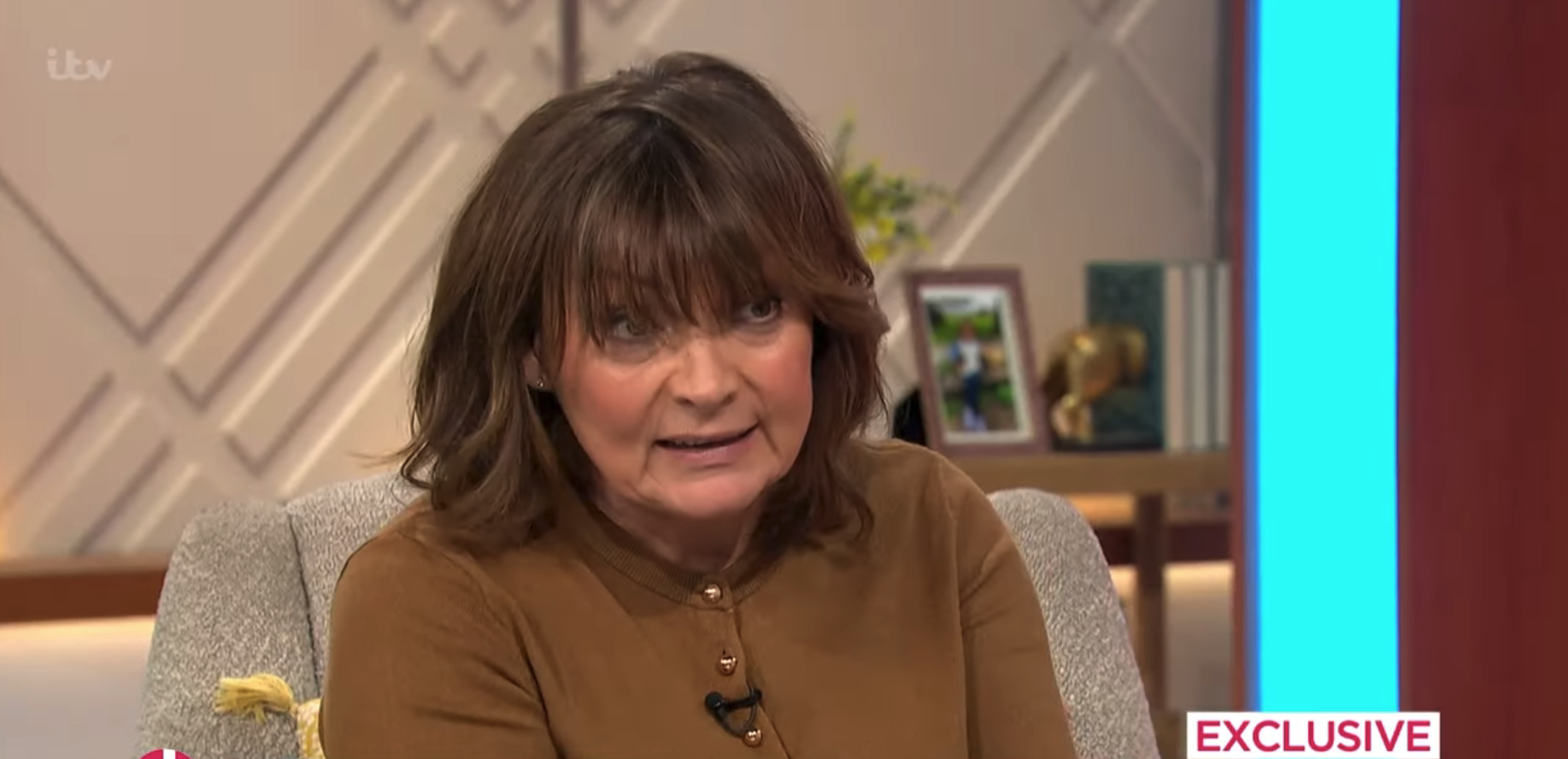 Lorraine Kelly speaking on her show