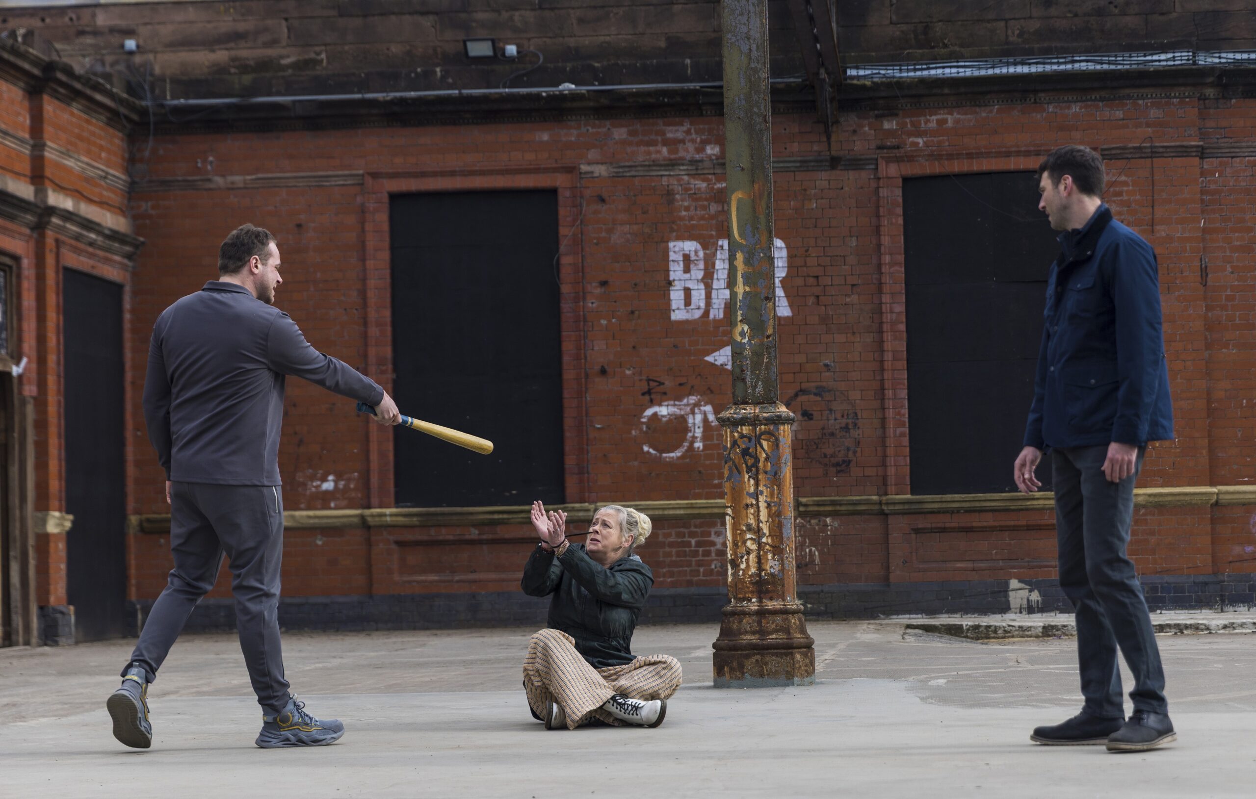 Mick threatening Kit and Bernie in Coronation Street