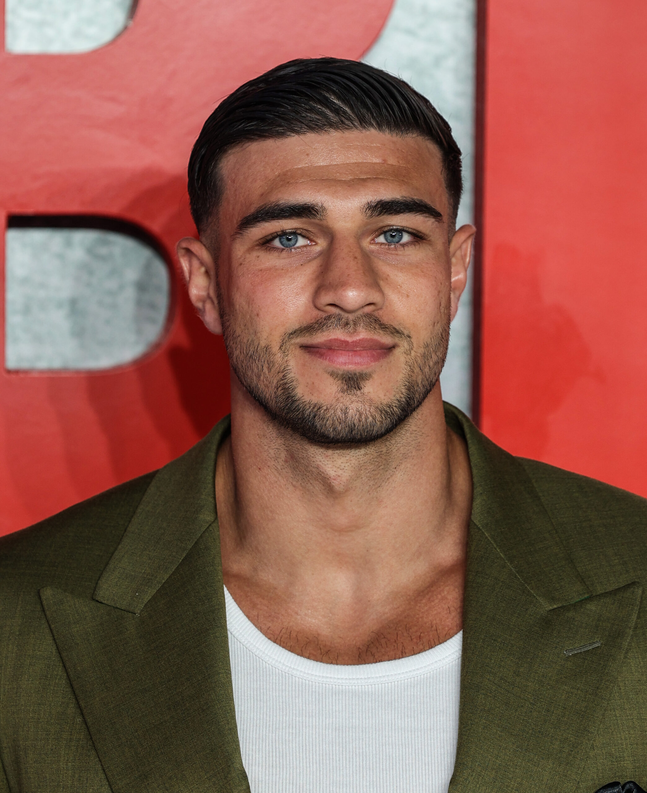 Tommy Fury on the red carpet