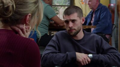 Joe Tate talking to Dawn in Emmerdale