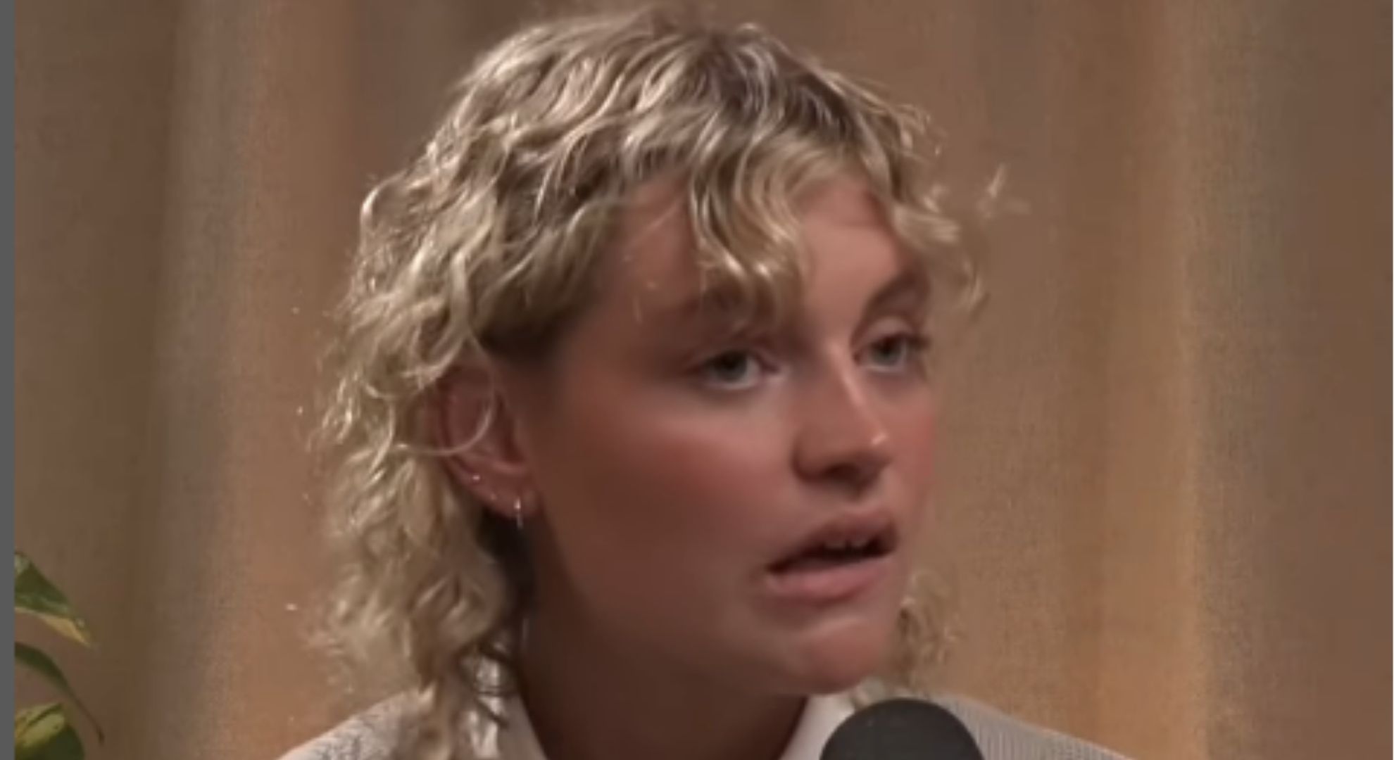 Kath Ebbs looking awkward