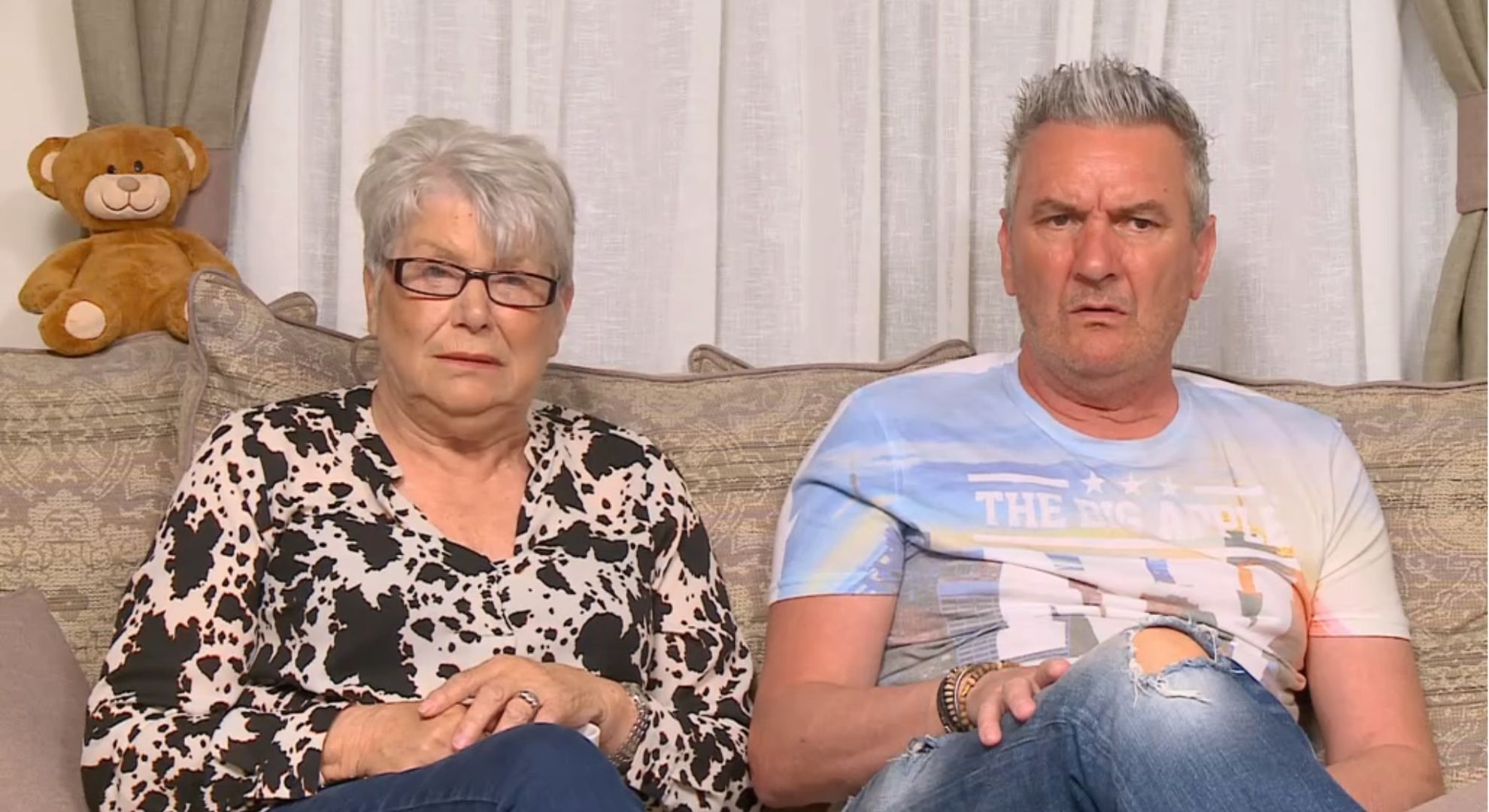 Jenny and Lee looking confused on Gogglebox 
