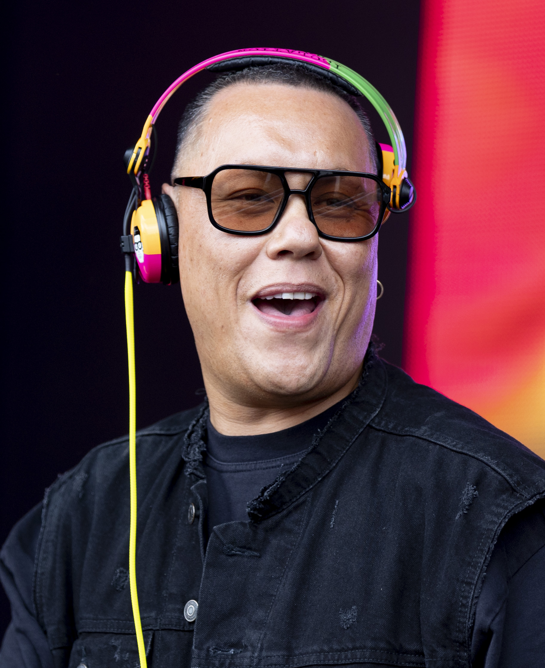 Gok Wan dj'ing 