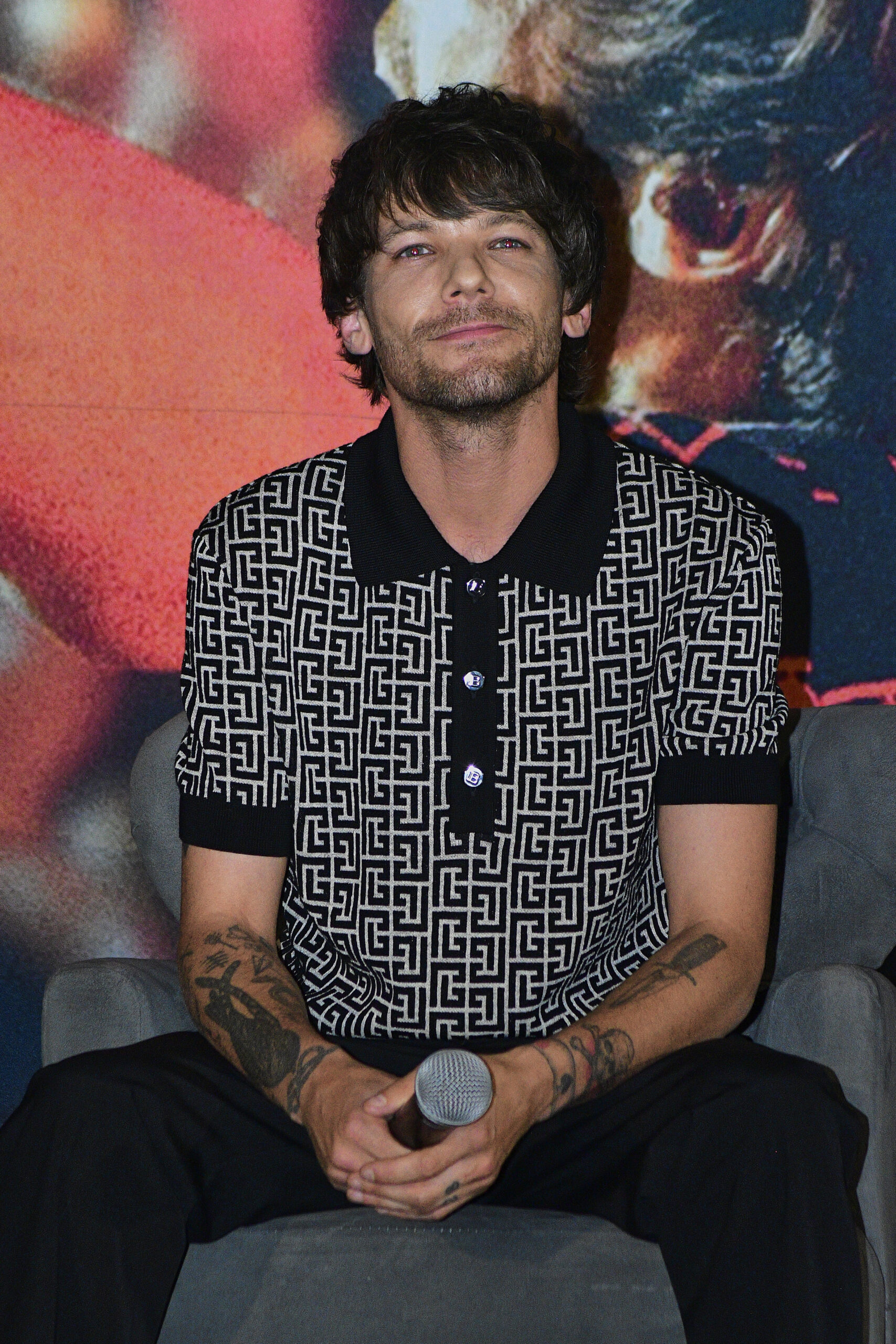 Louis Tomlinson at movie premiere 