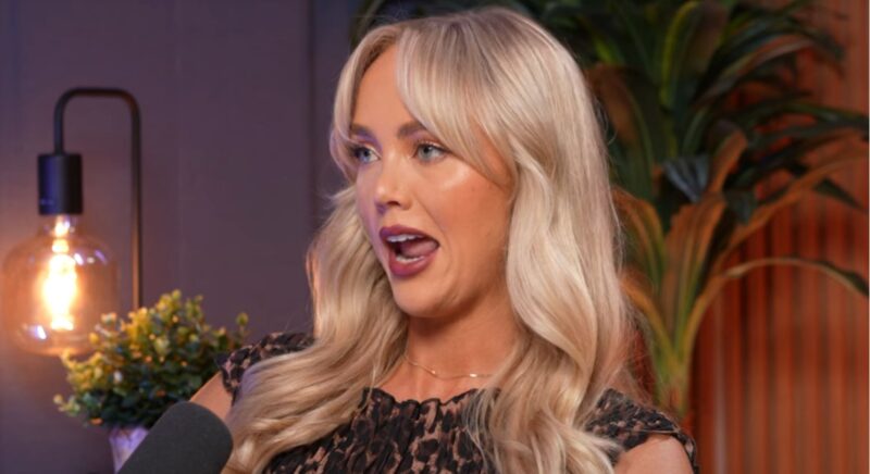 Annie Knight talking