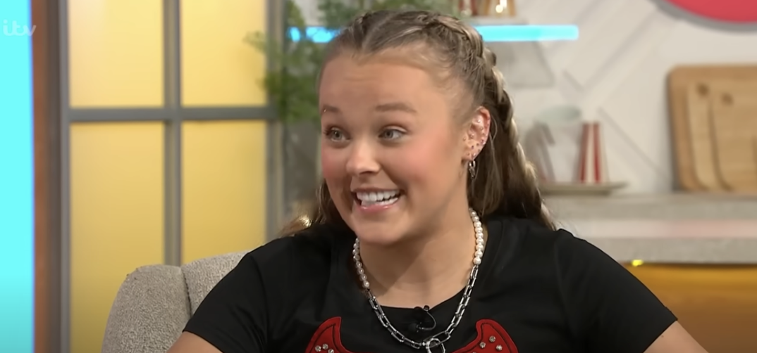 JoJo Siwa on Lorraine