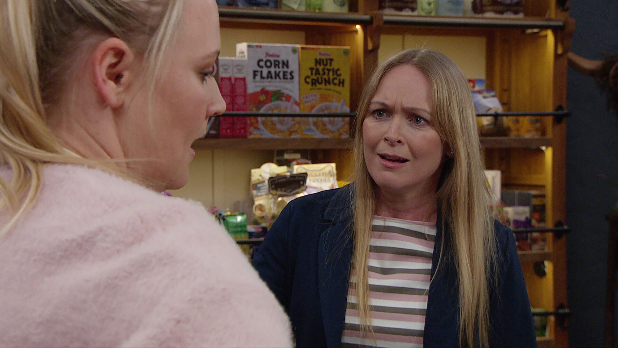 Vanessa talking to Tracy