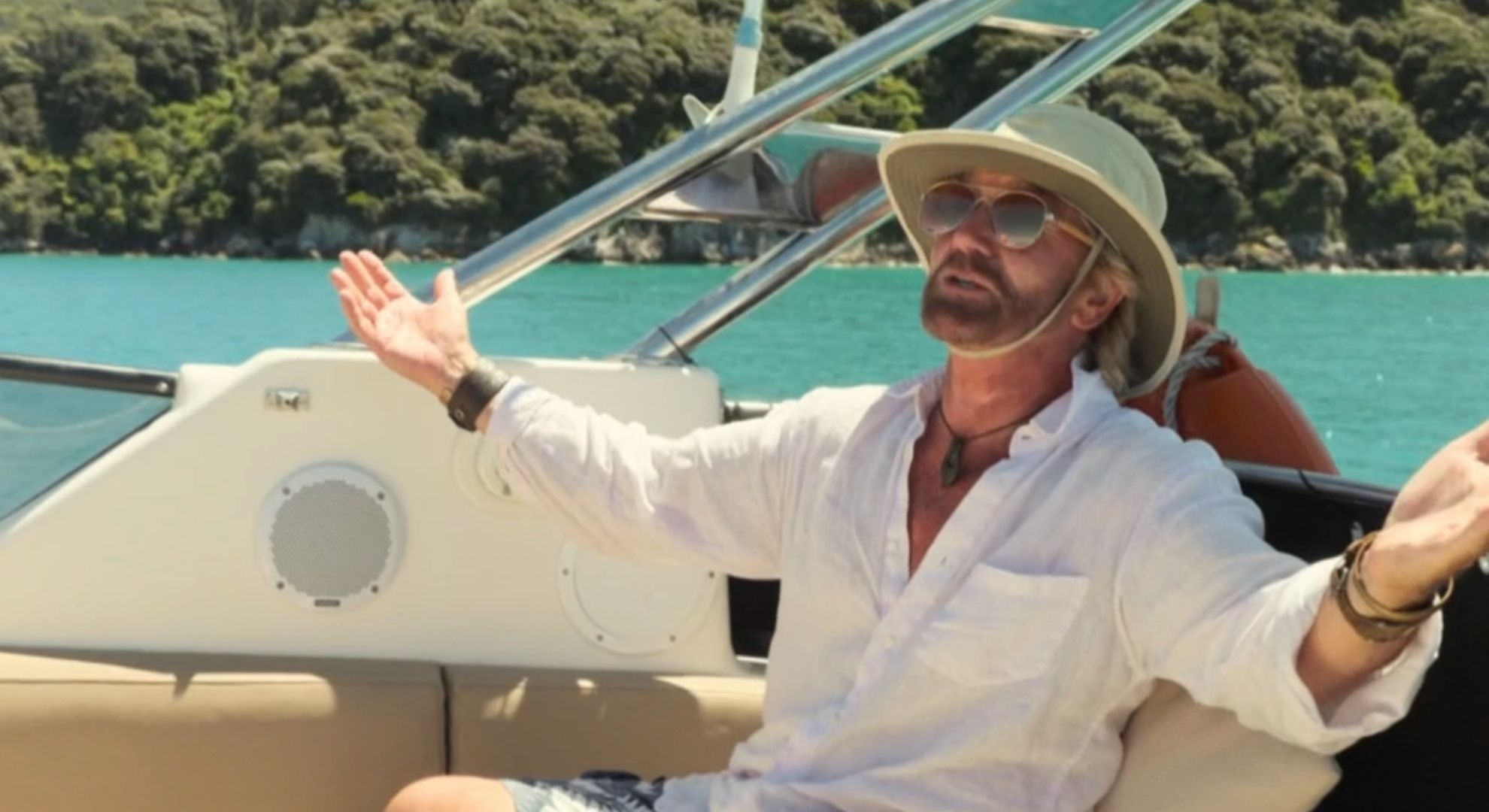 Noel on his Kiwi Adventure show