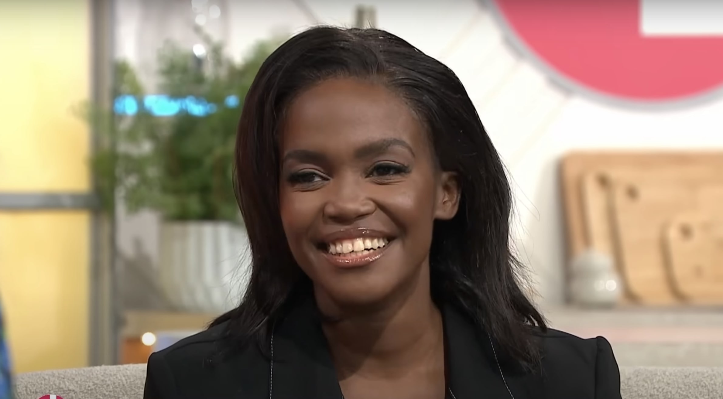 Oti Mabuse on Lorraine