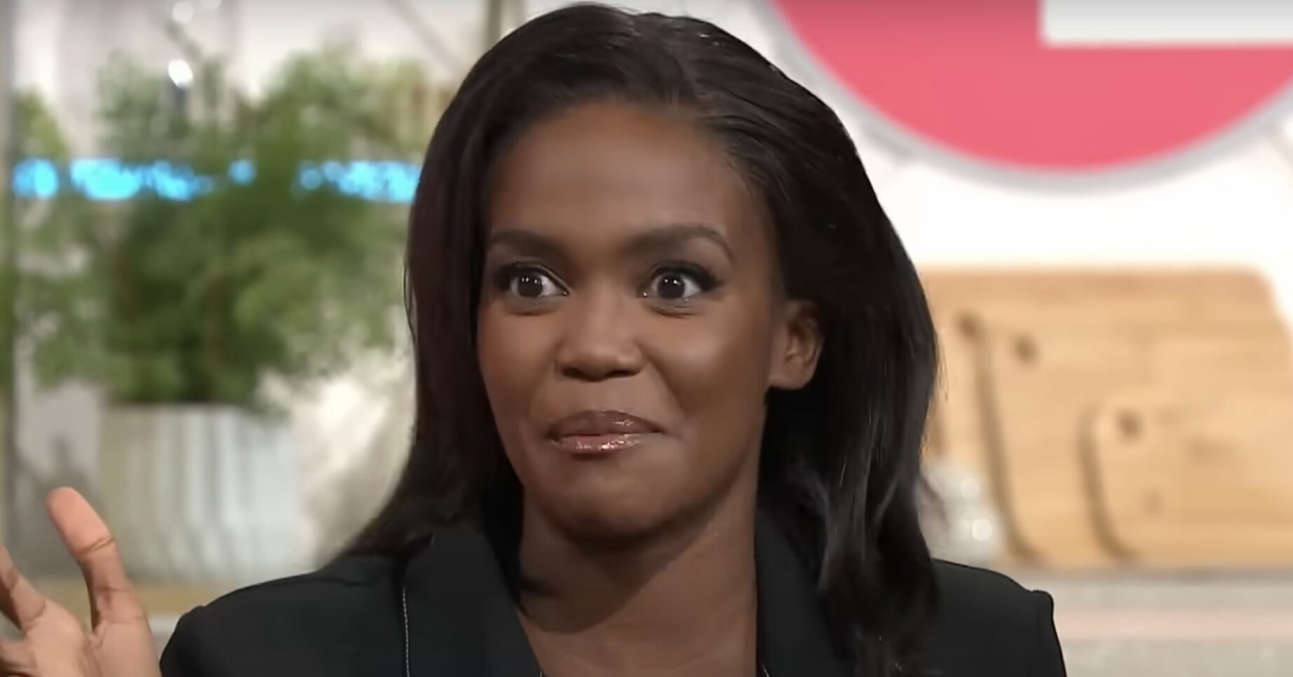 Oti Mabuse on Lorraine