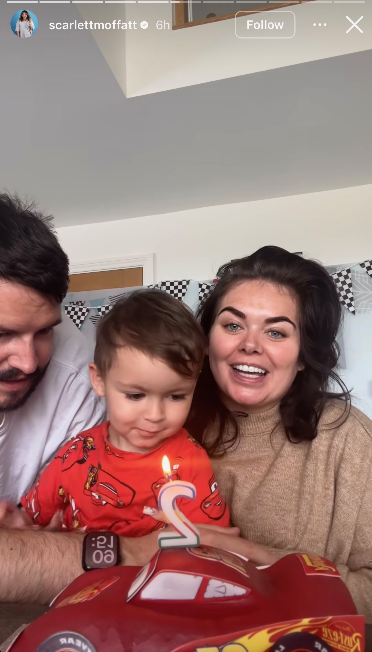  Scarlett Moffatt and her son and partner