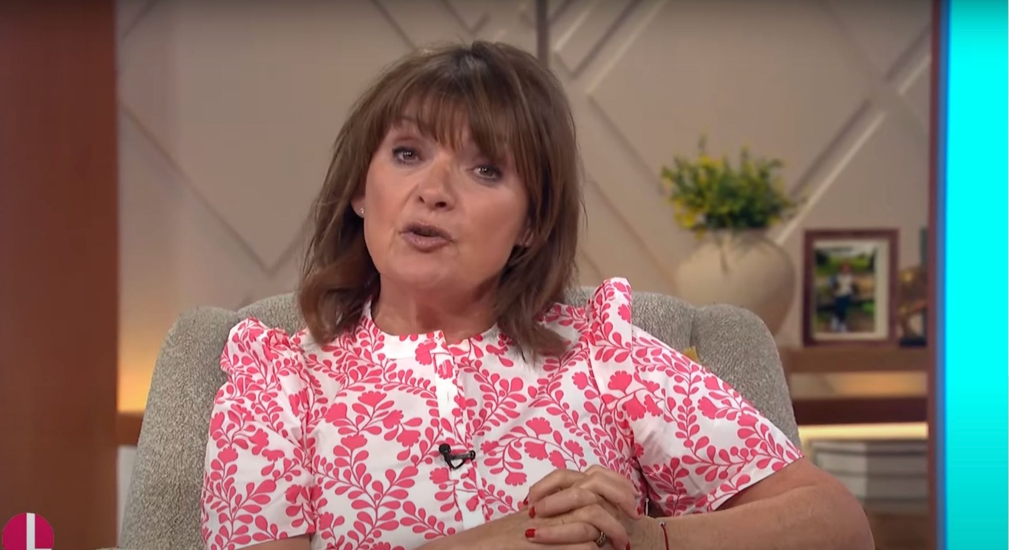 Lorraine Kelly on her show 