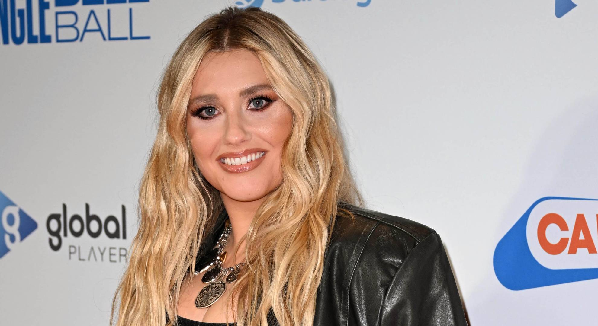 Ella Henderson smiling