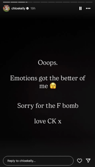 Screenshot of a black screen and an apology from Chloe Kelly