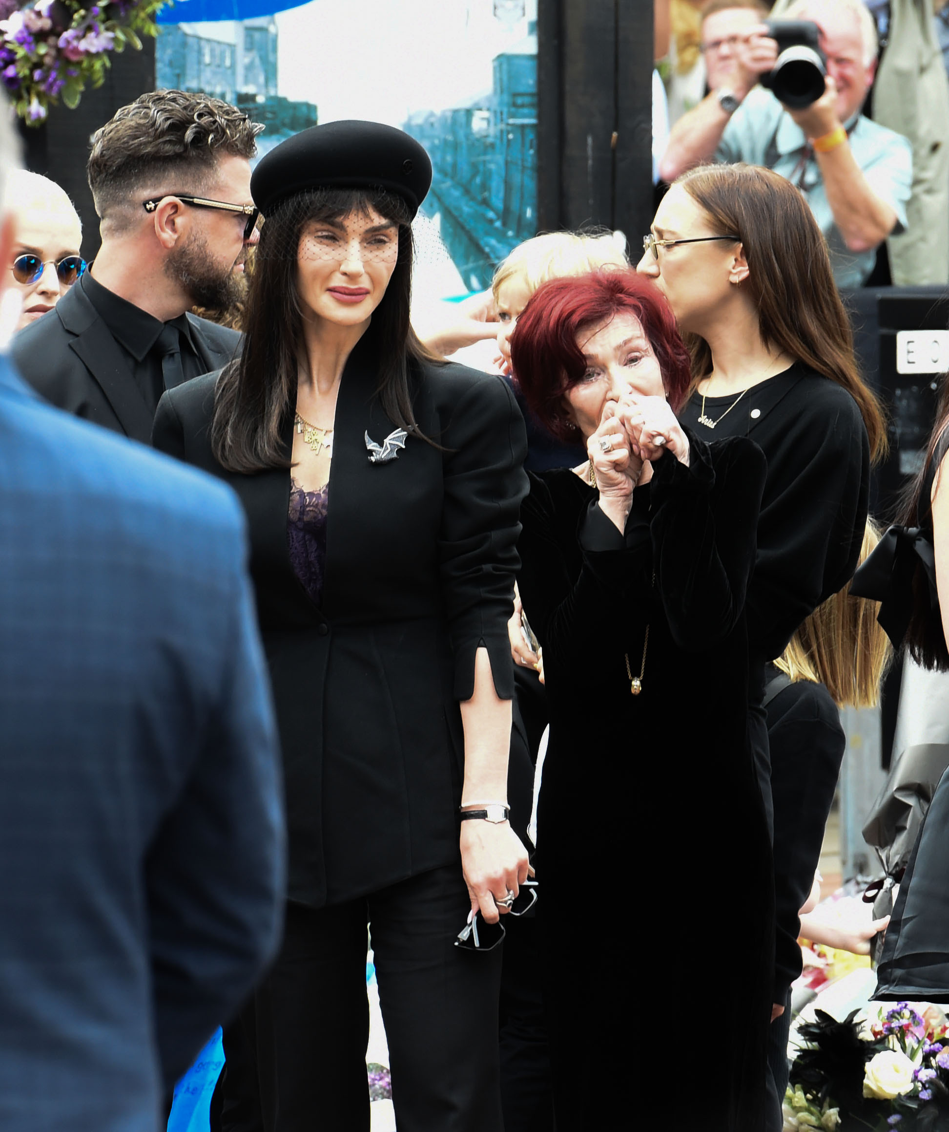 Aimee and Sharon Osbourne 
