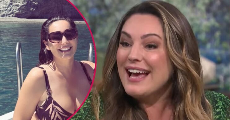 Kelly Brook in bikini
