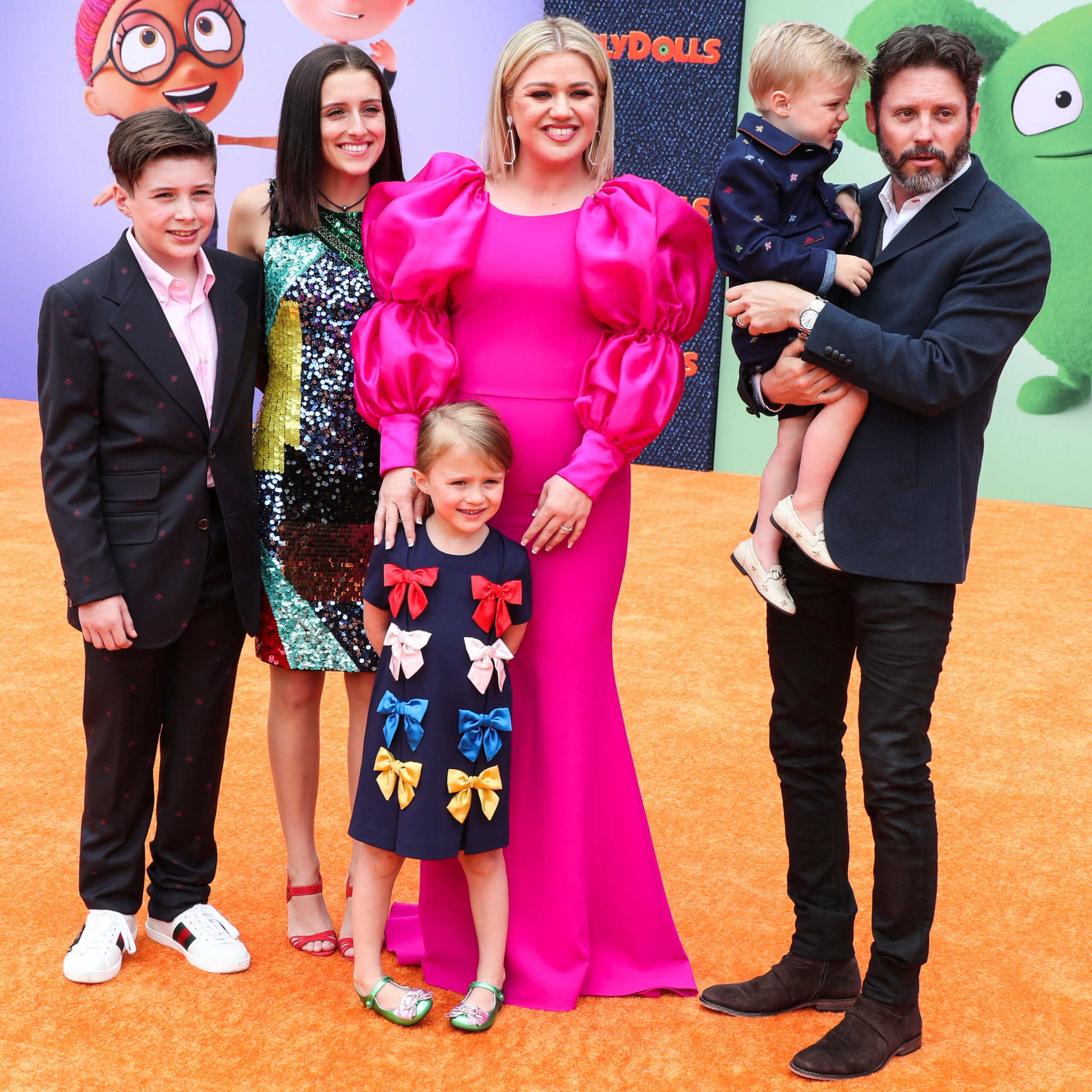 Kelly Clarkson and Brandon Blackstock on the red carpet with their kids 