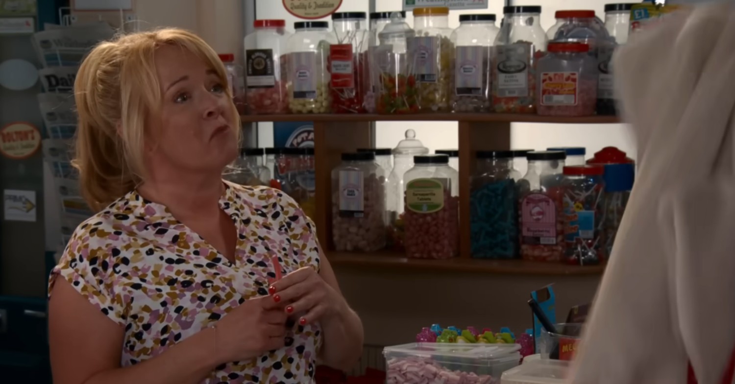 Jenny talking to George in The Kabin on Coronation Street