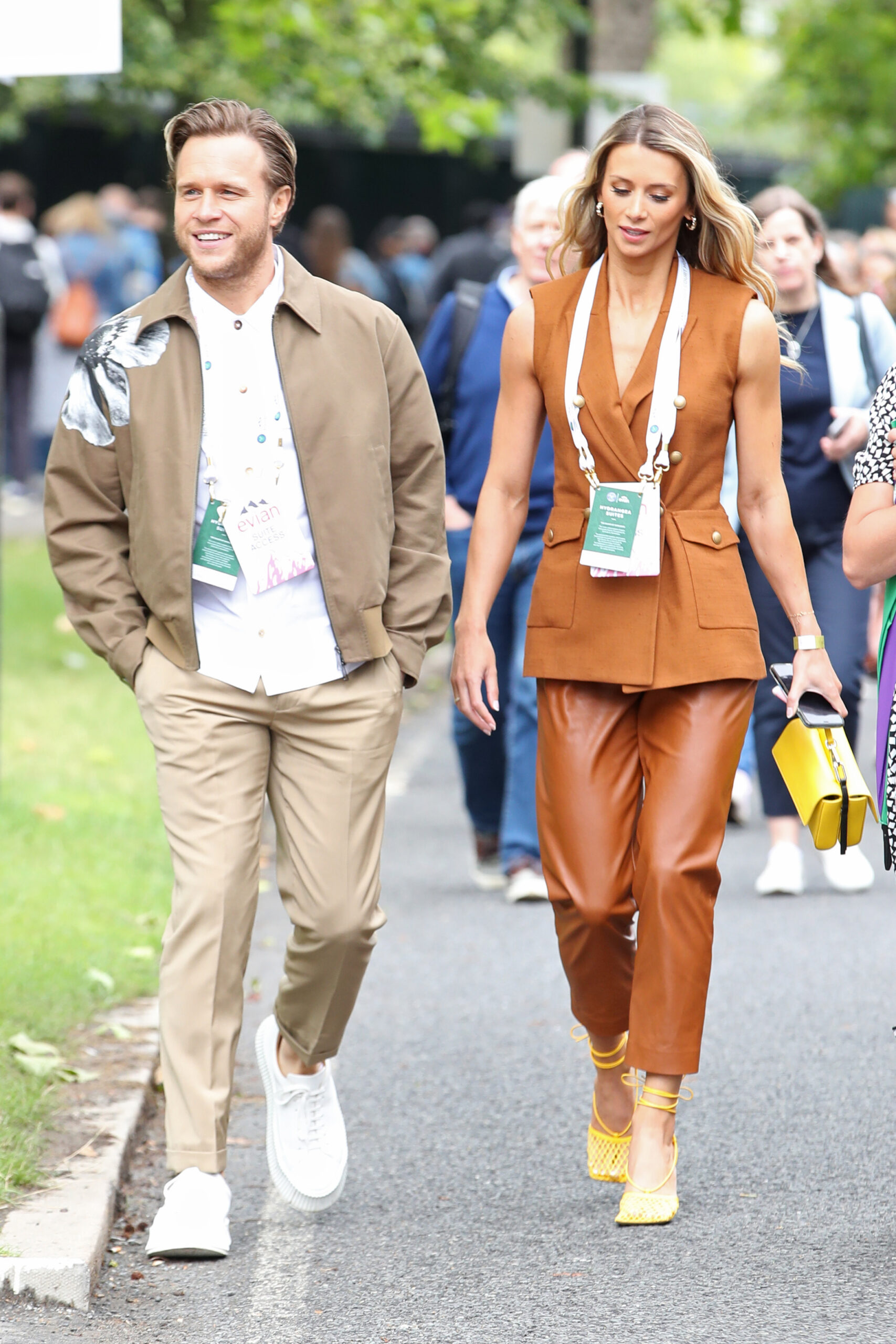 Olly Murs and wife Amelia walking