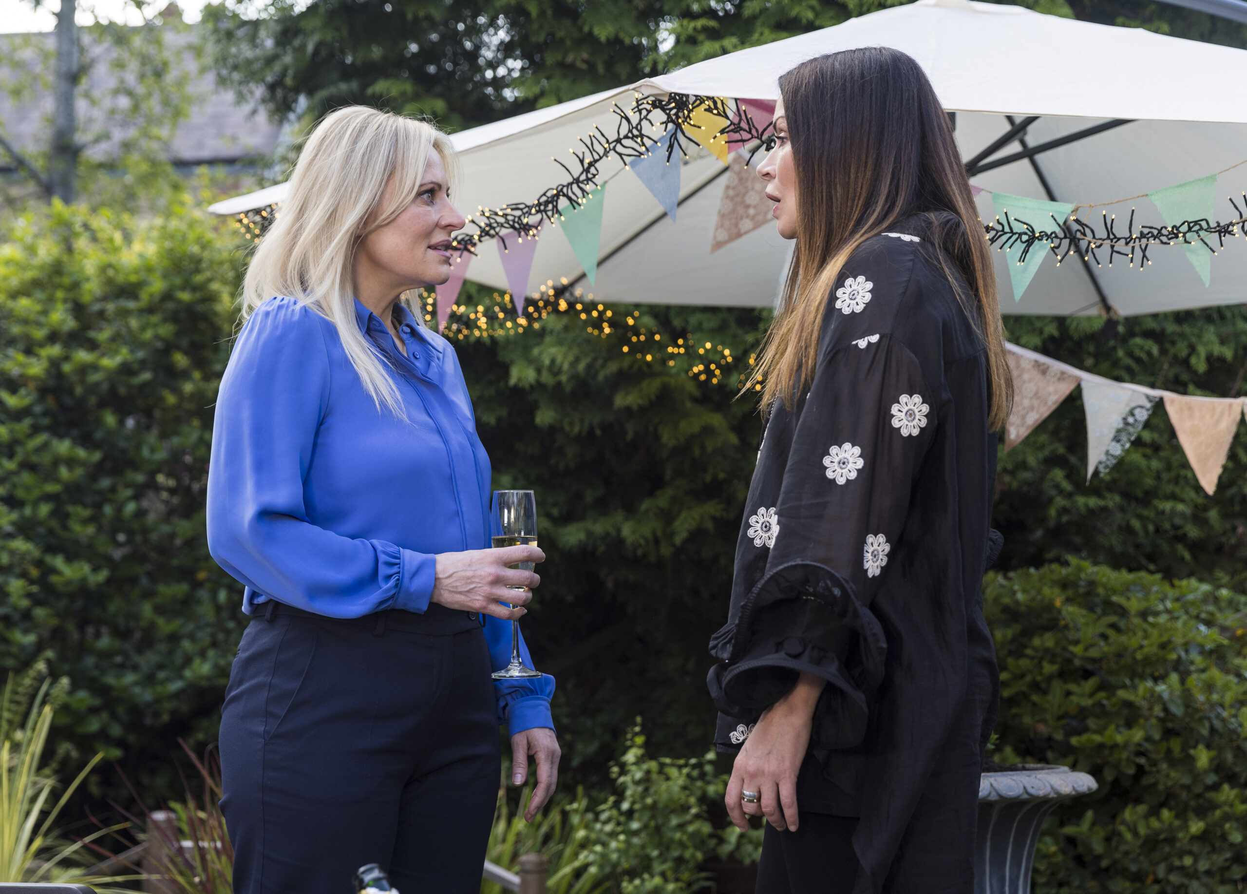 Carla Connor and Lisa Swain talking in Coronation Street