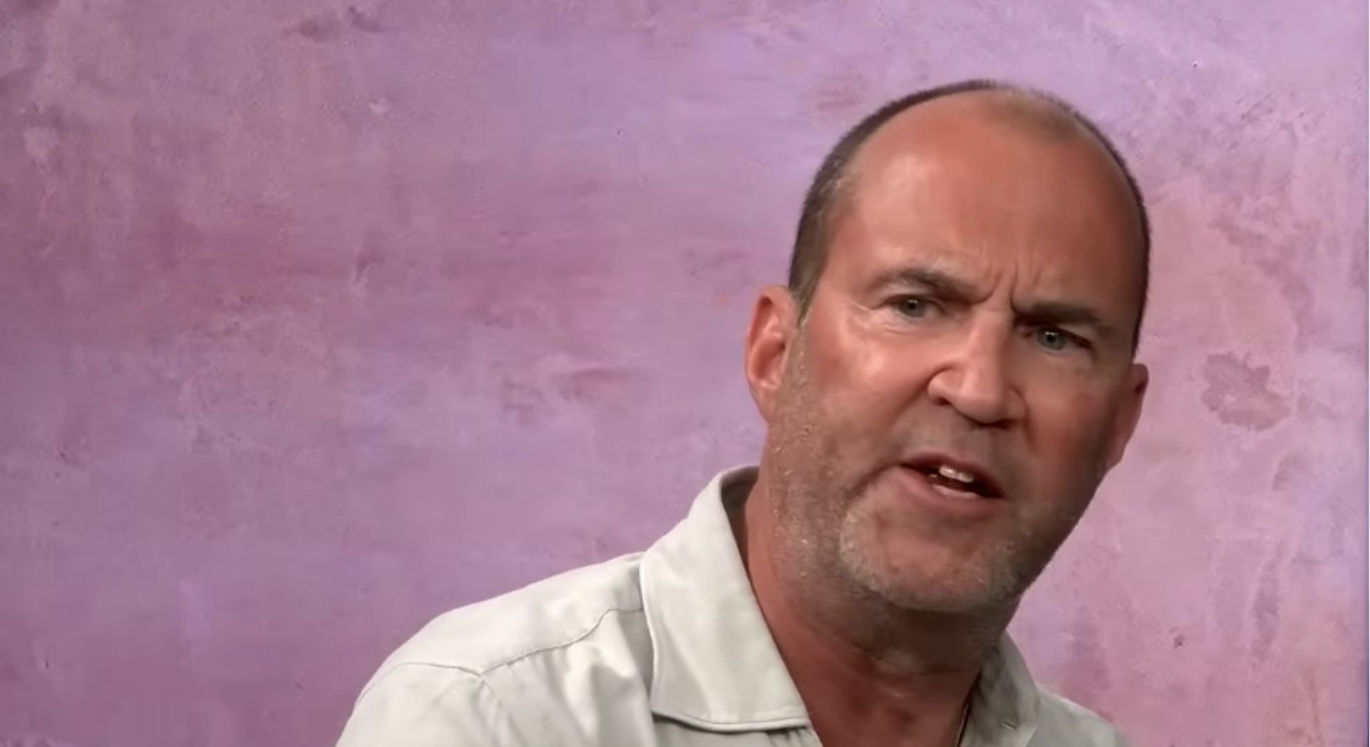 Johnny on the Mo Gilligan podcast