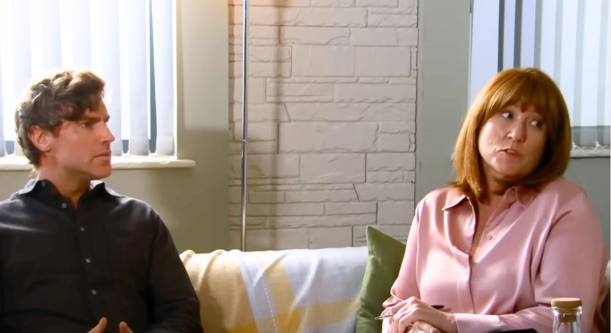 Coronation Street's Theo and mediator talking