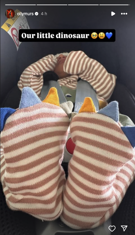 Olly Murs' new baby in his carseat