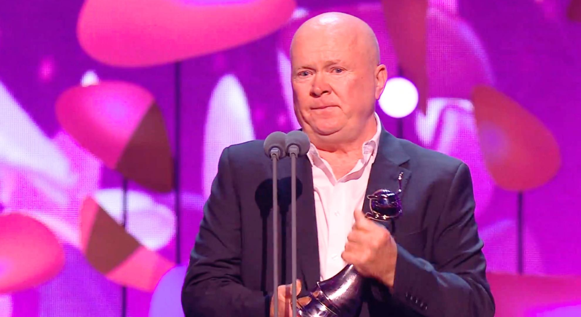 EastEnders' Steve McFadden with award