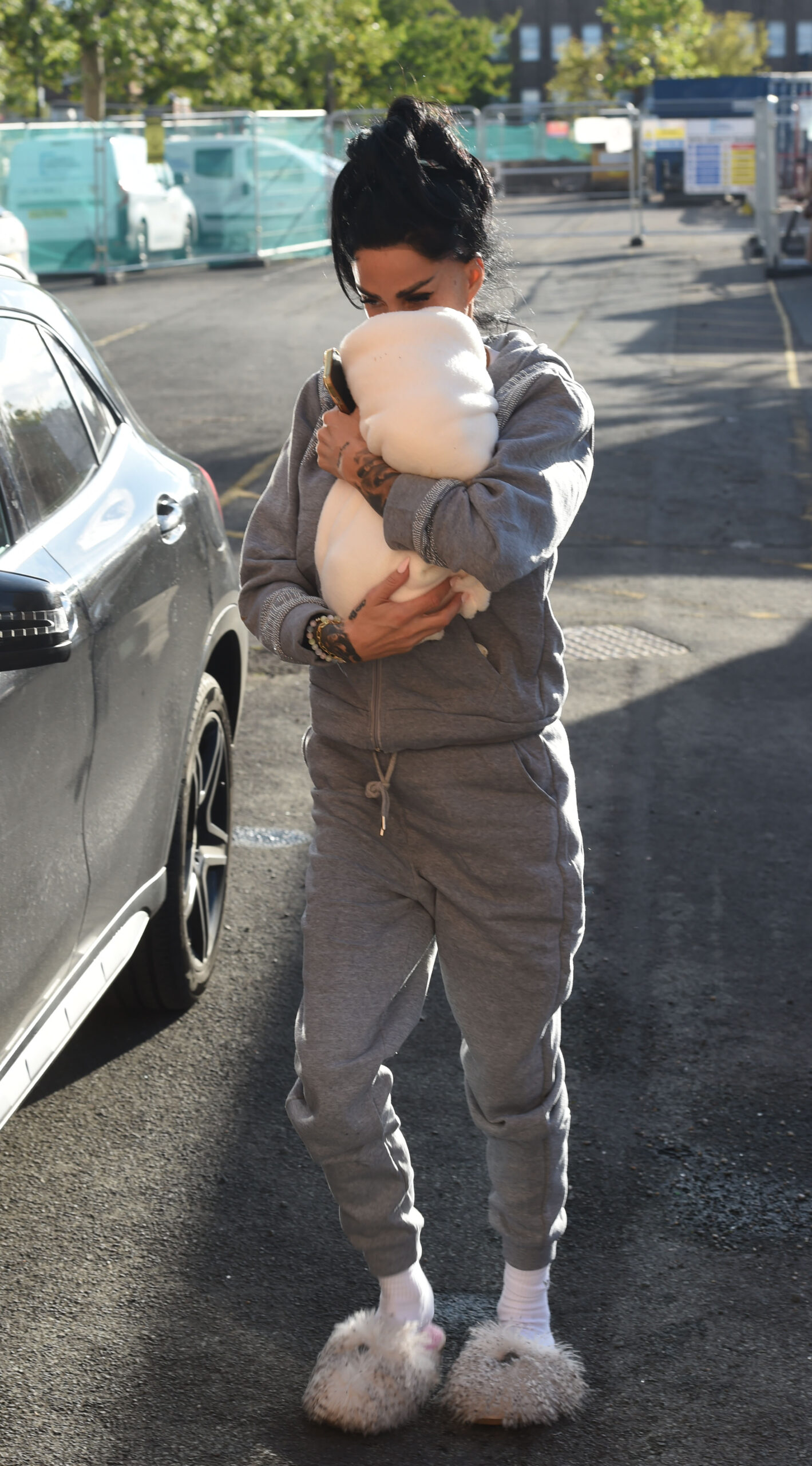 Katie Price arriving for her tour with Kerry Katona